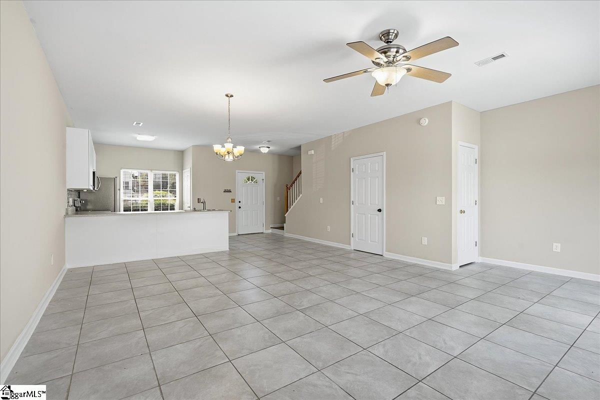 30 Ridgestone Circle Property Photo 8