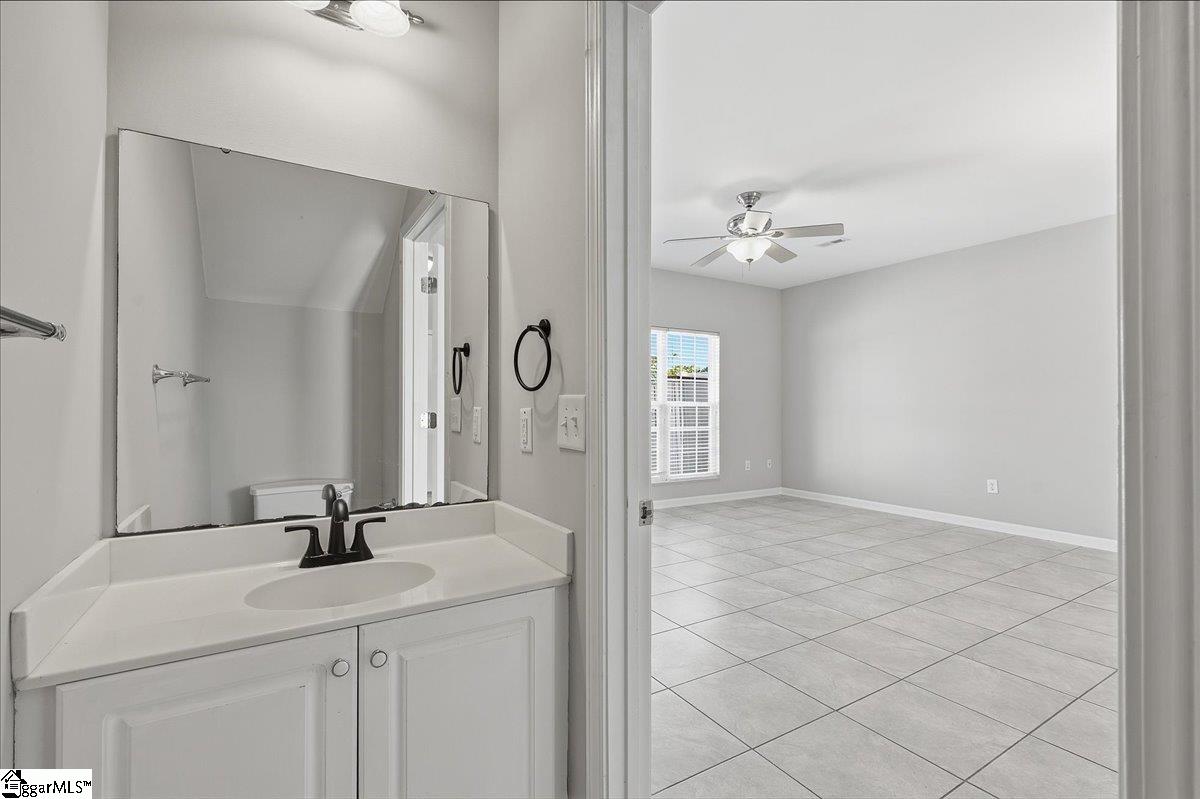 30 Ridgestone Circle Property Photo 11