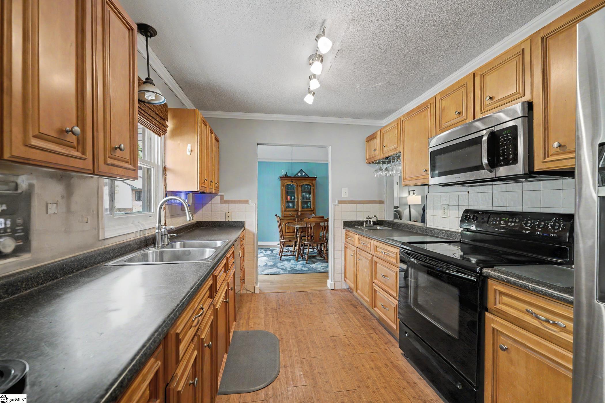 200 Belmont Stakes Property Photo 13