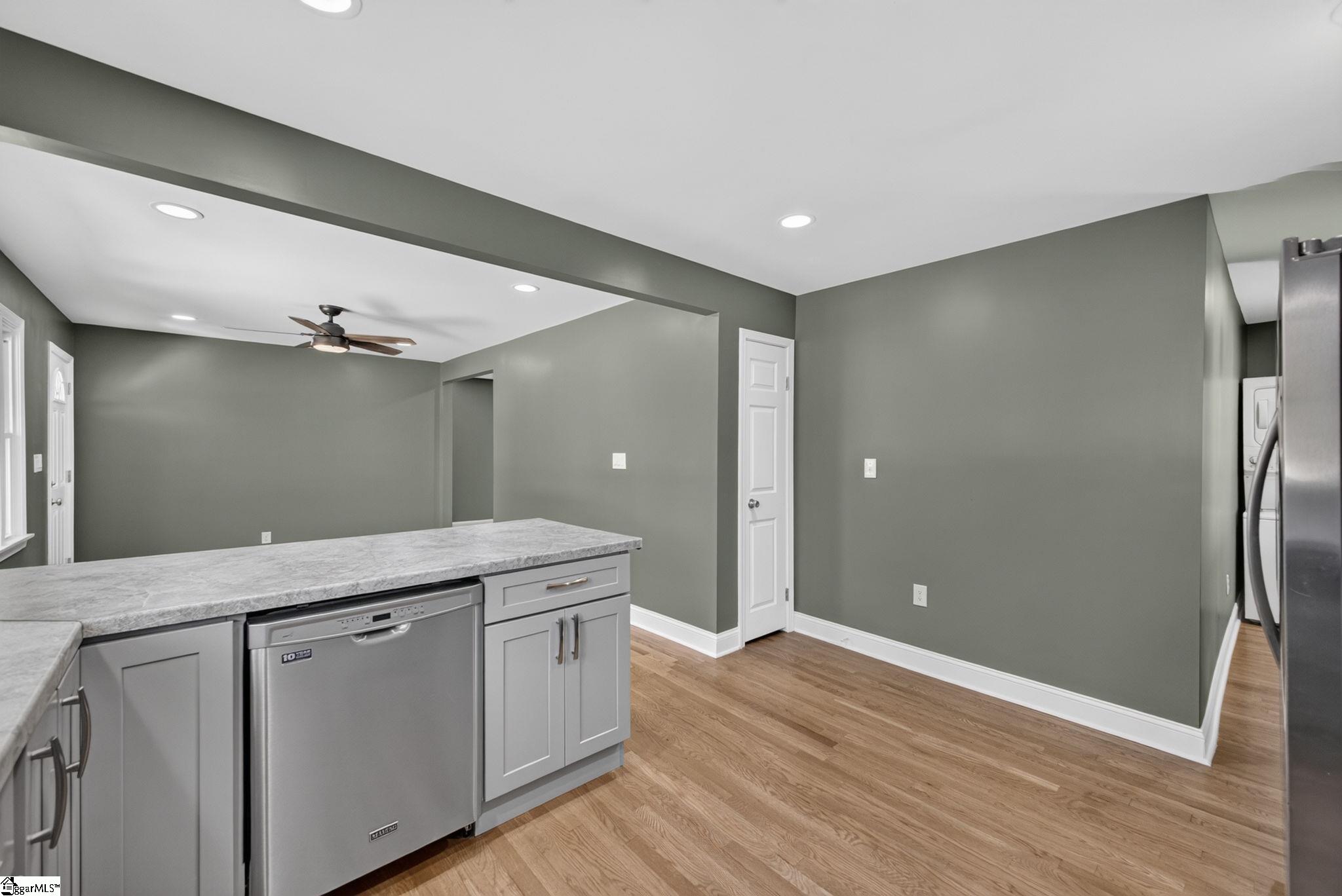 616 Carey Street Property Photo 12