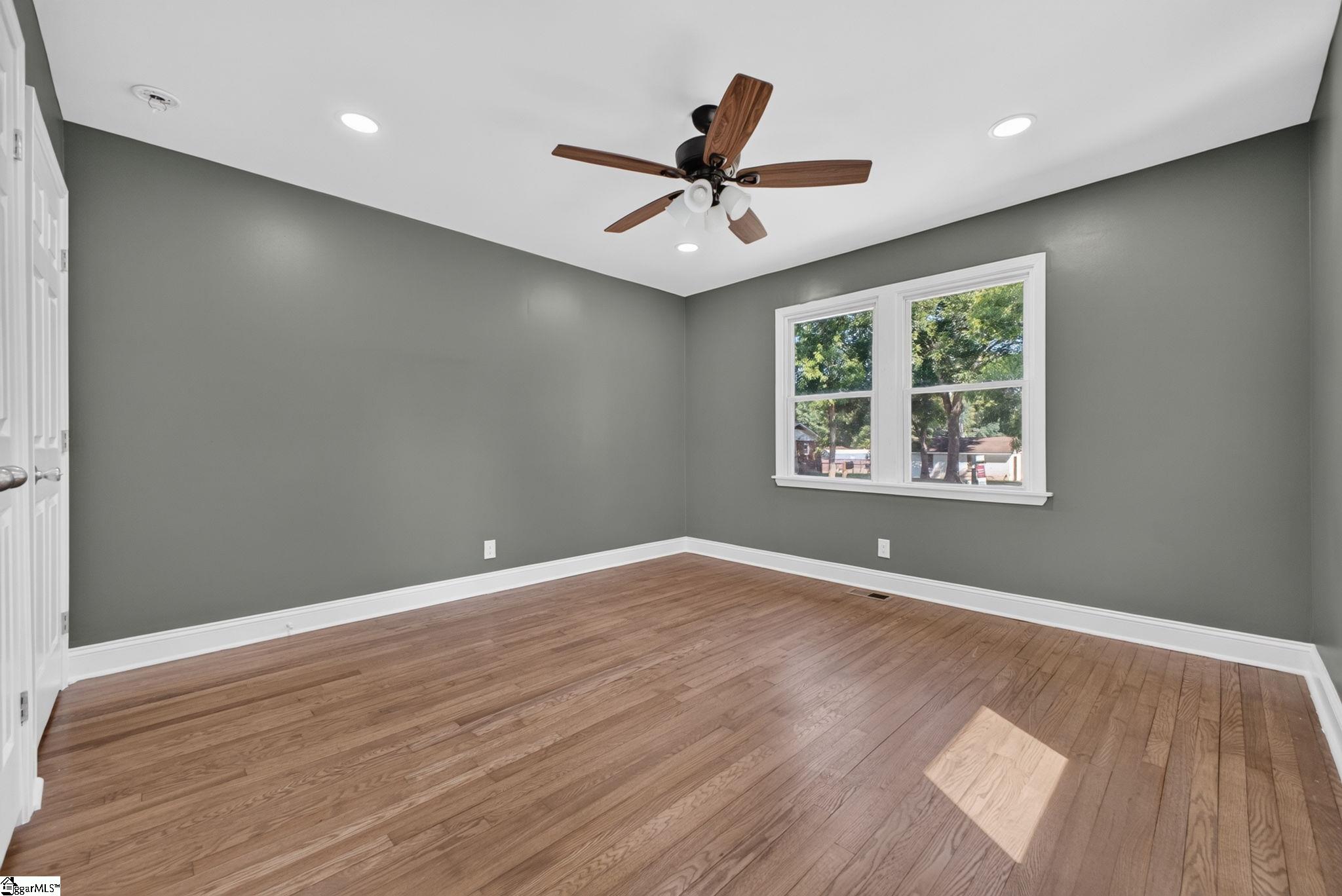 616 Carey Street Property Photo 14