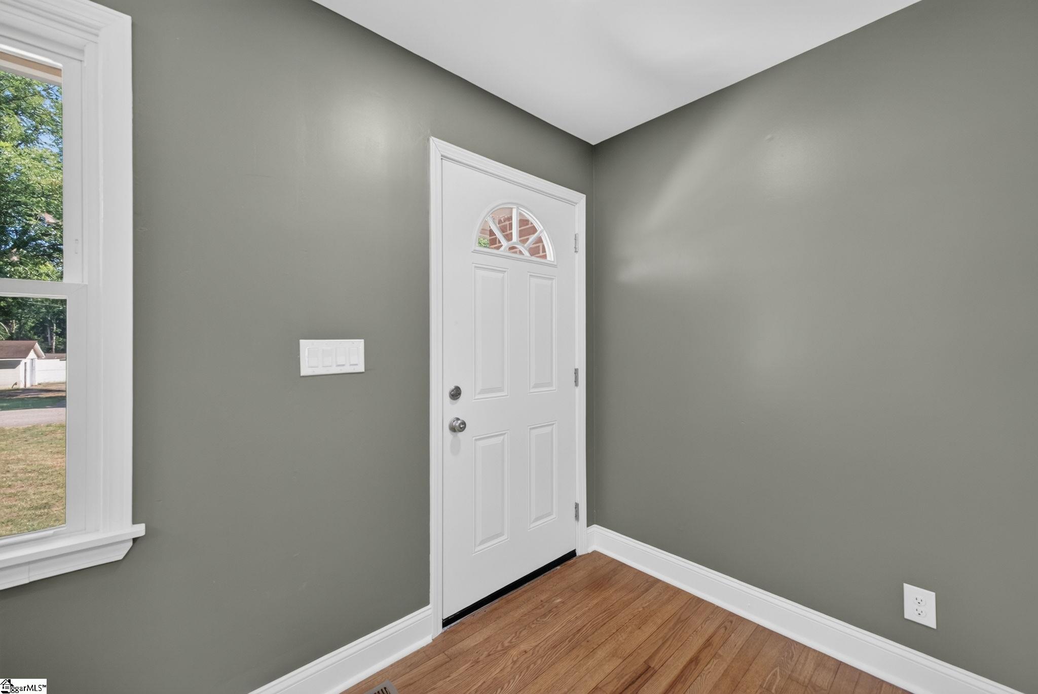 616 Carey Street Property Photo 25