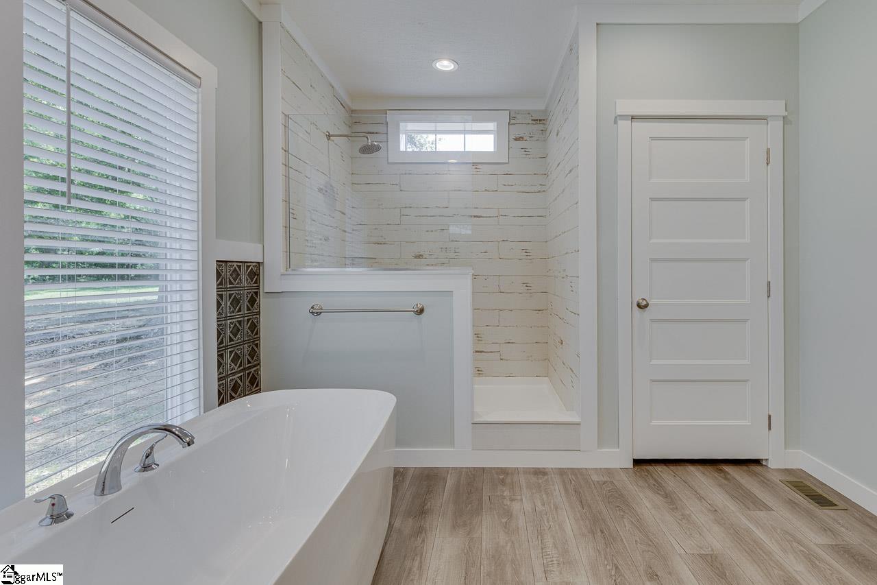 103 Cedar Drive Property Photo 43