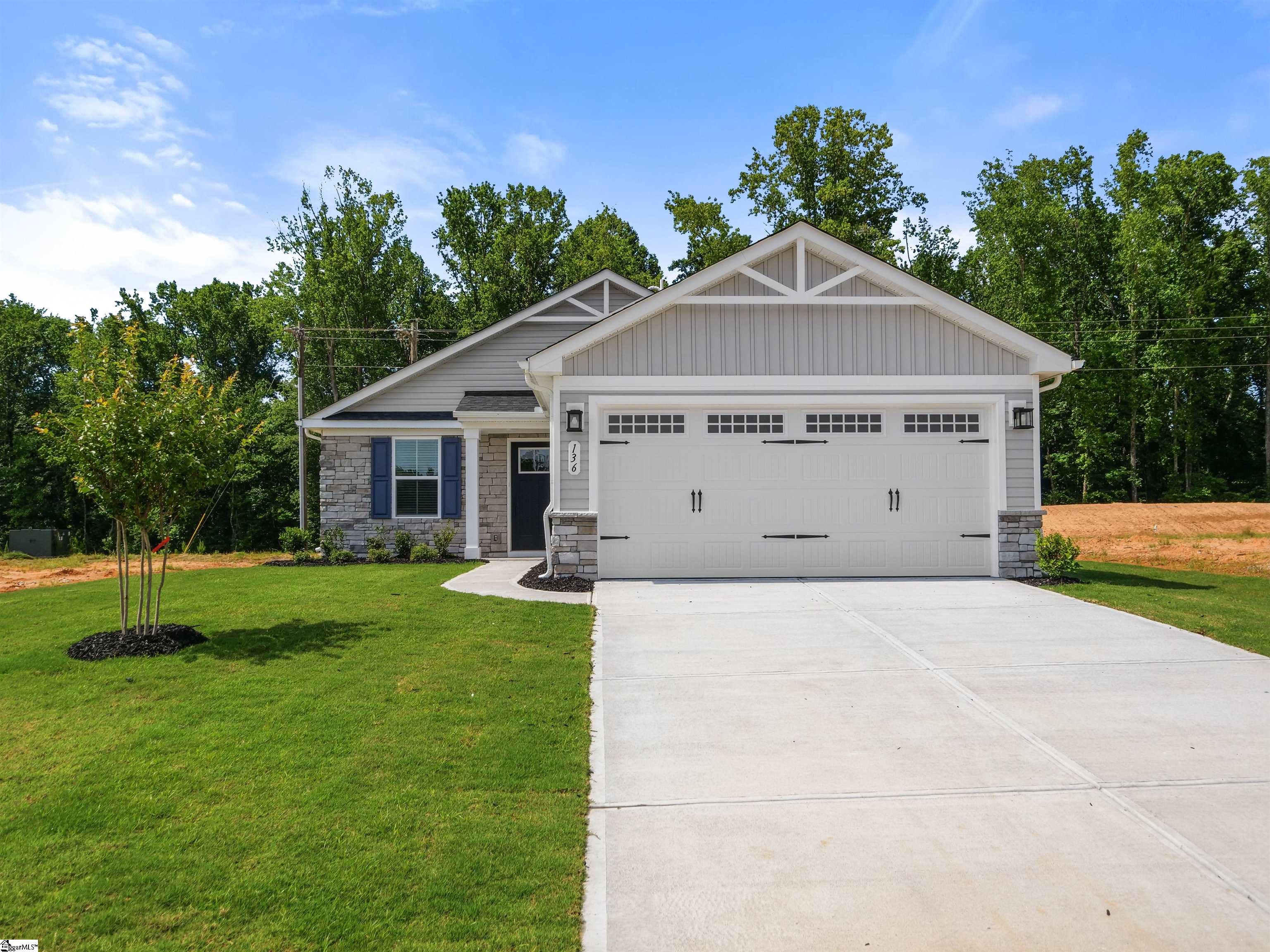 1597406 Property Photo 1