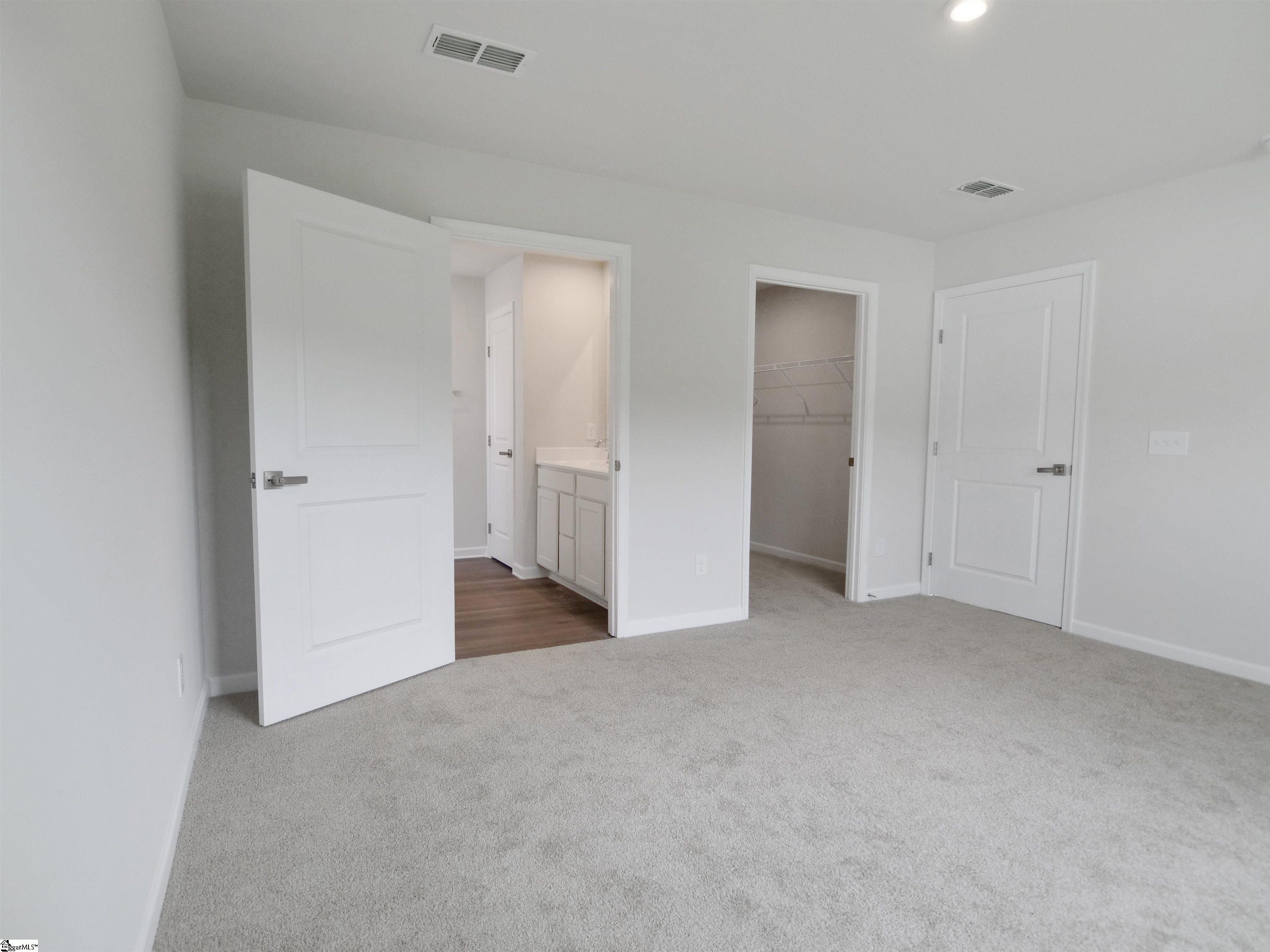 1597414 Property Photo 21