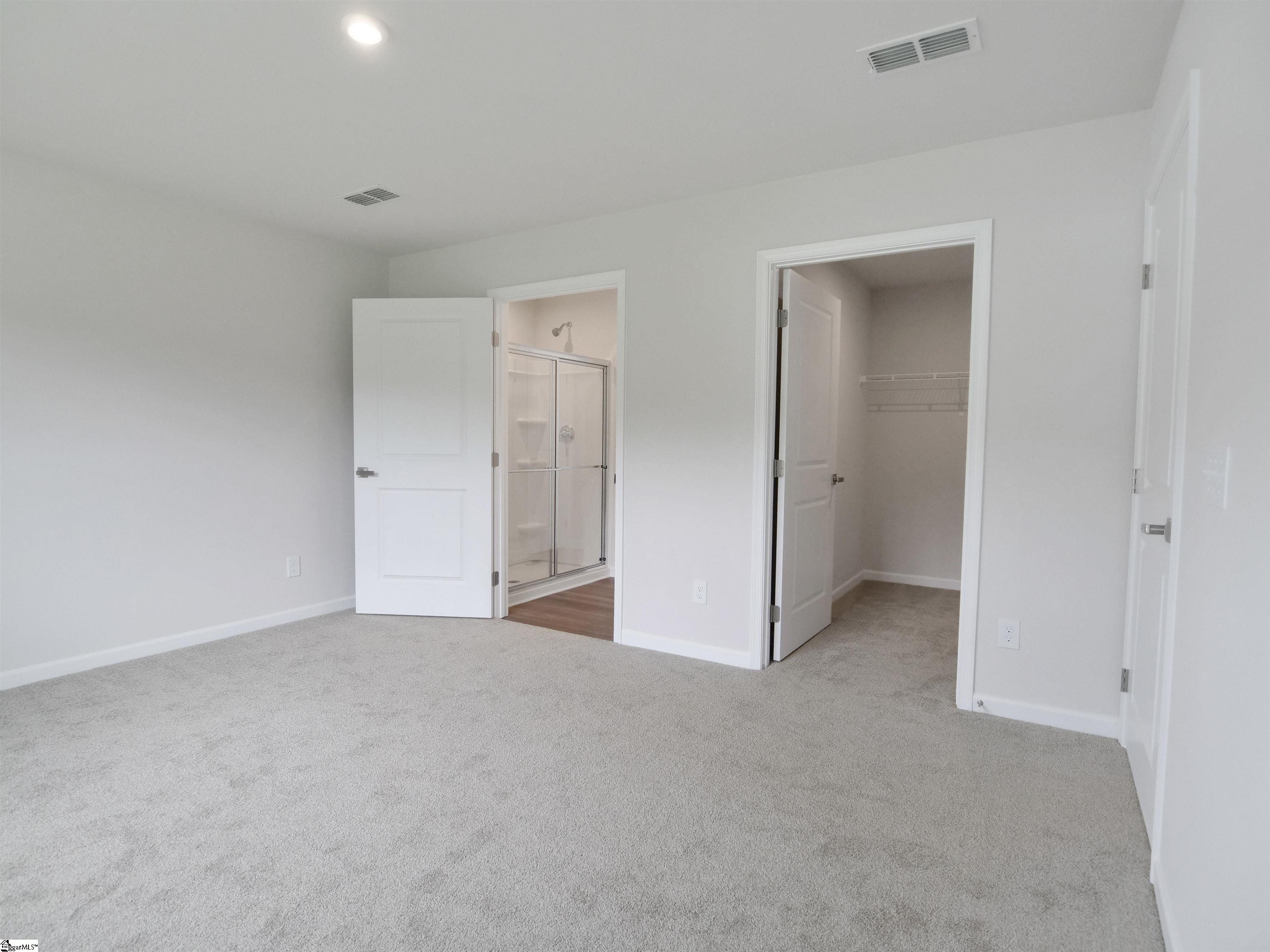 1597414 Property Photo 25