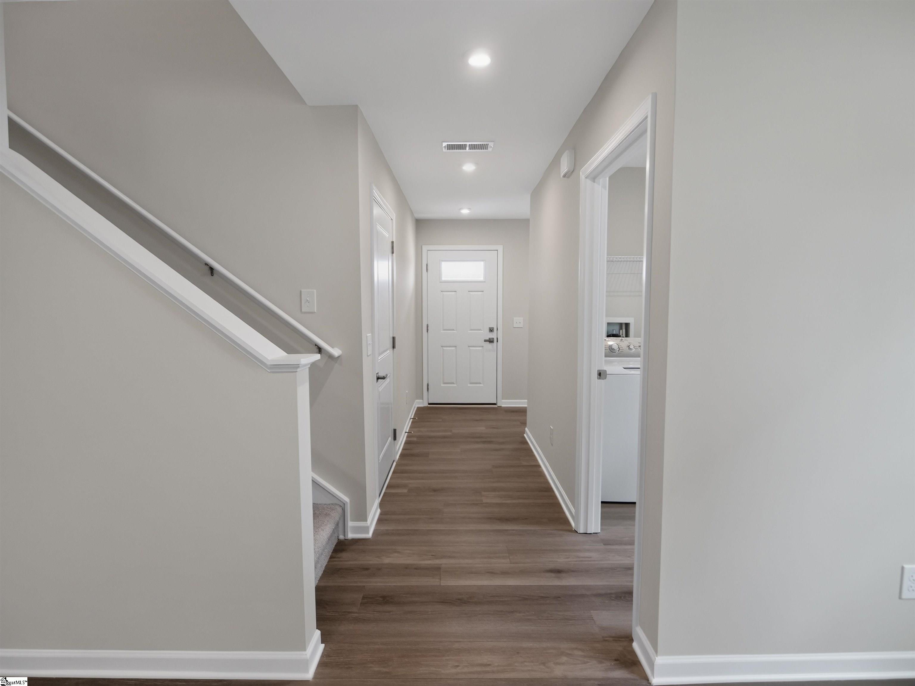 1597414 Property Photo 28
