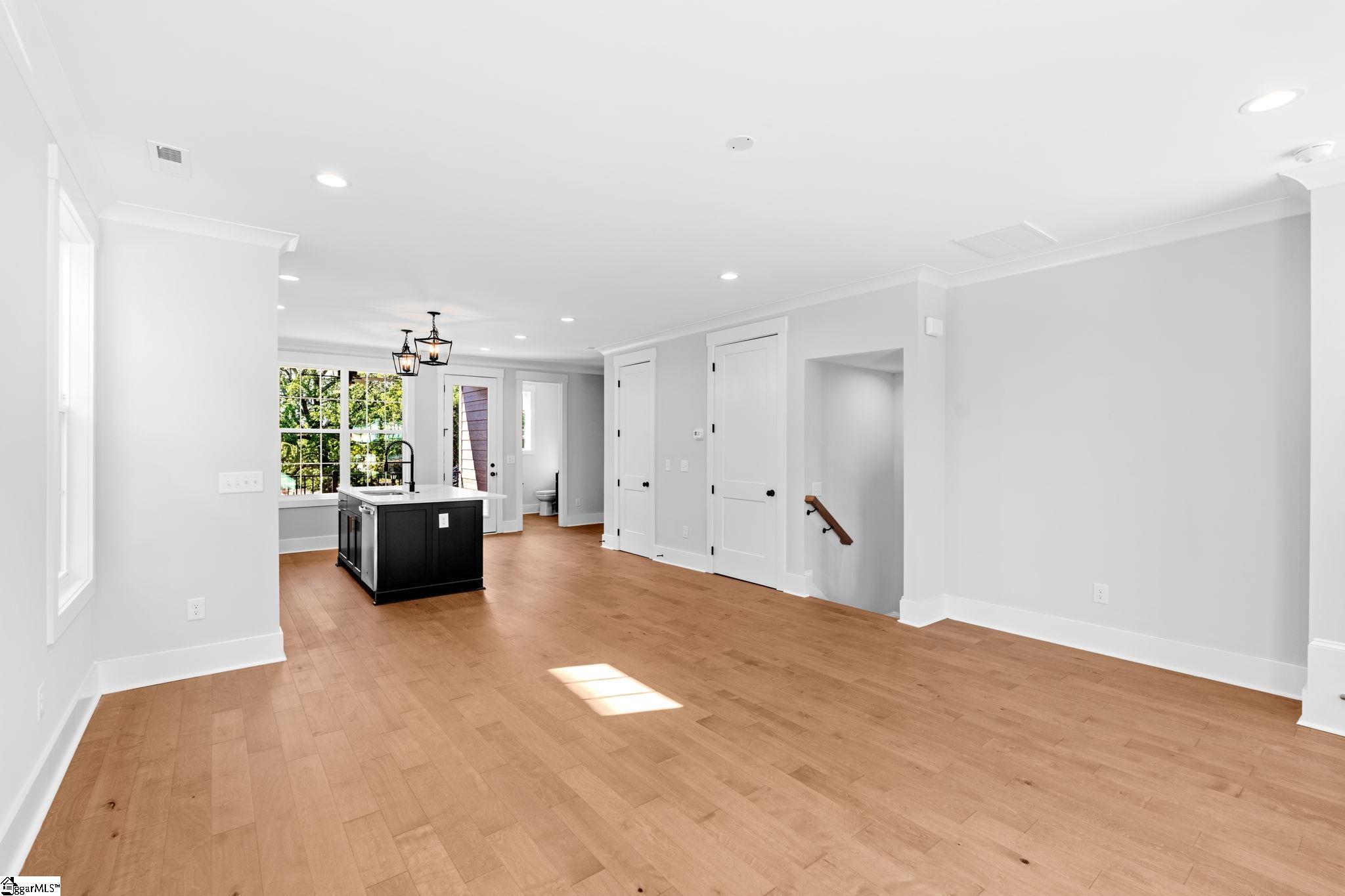 1311 Pendleton Street Property Photo 12