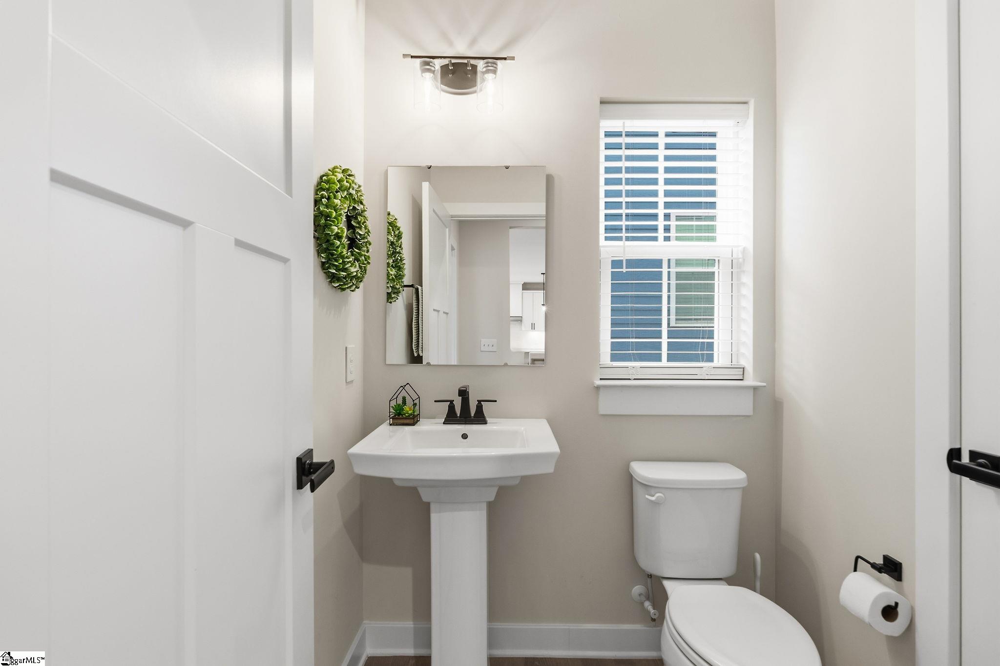 605 Vestrella Road Property Photo 14