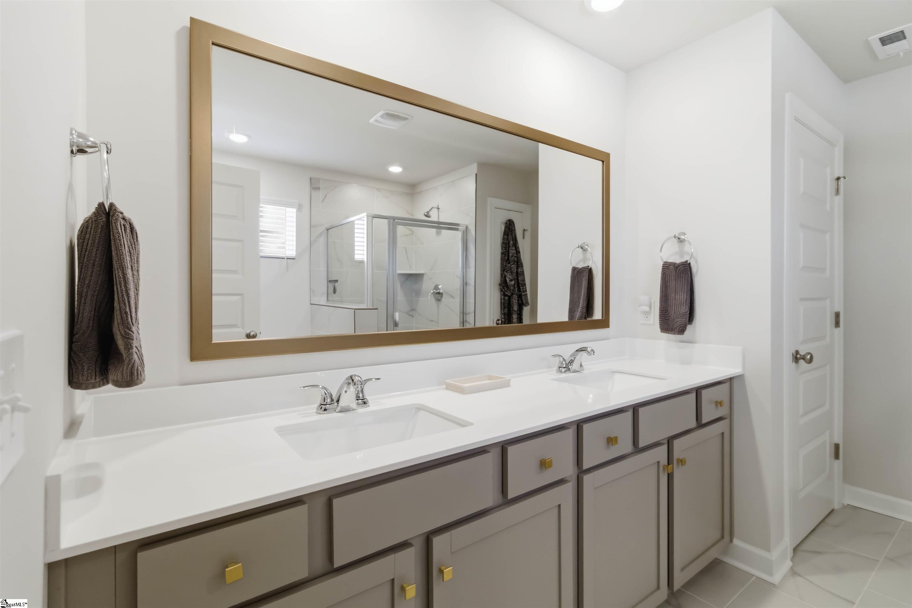 218 Crimson Tree Court Property Photo 16