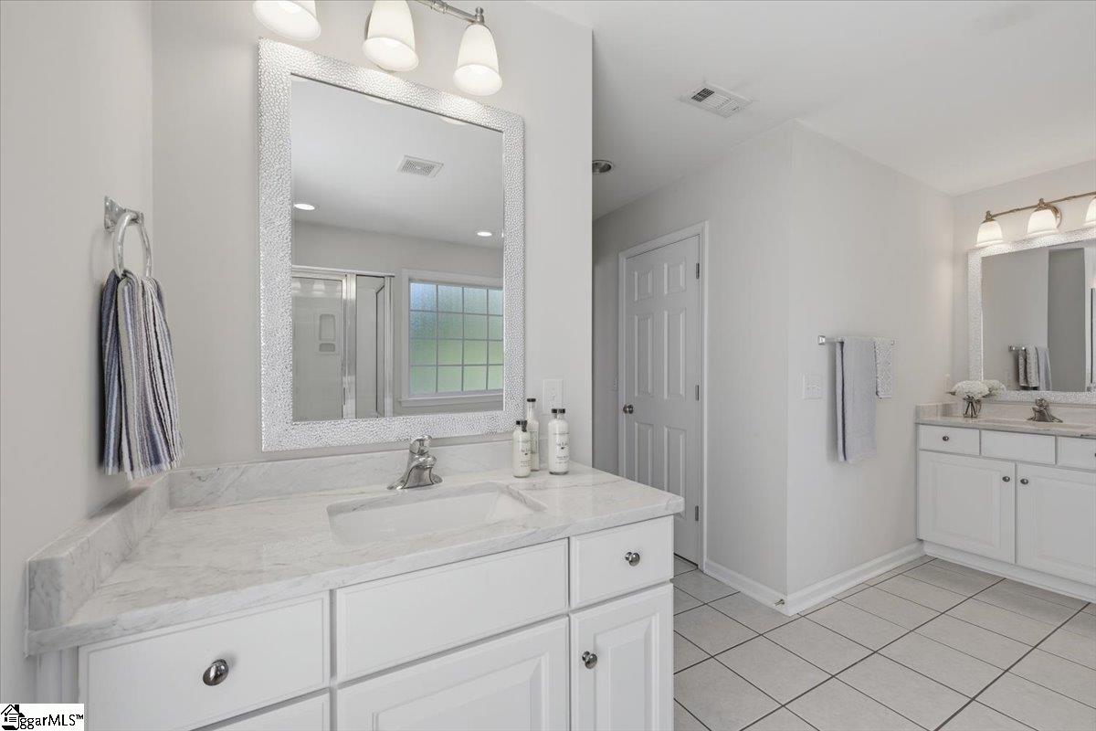 207 Grimes Drive Property Photo 27