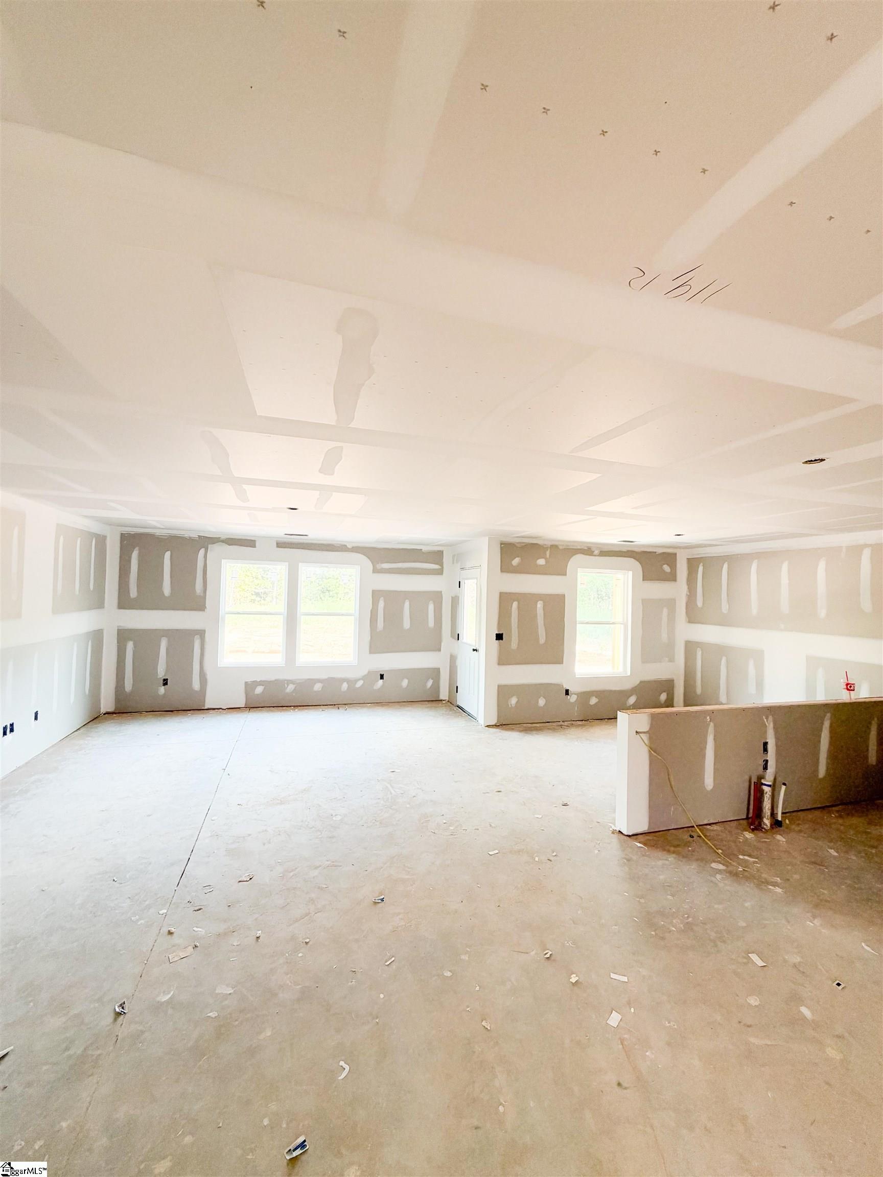22 Henderson Road Property Photo 2