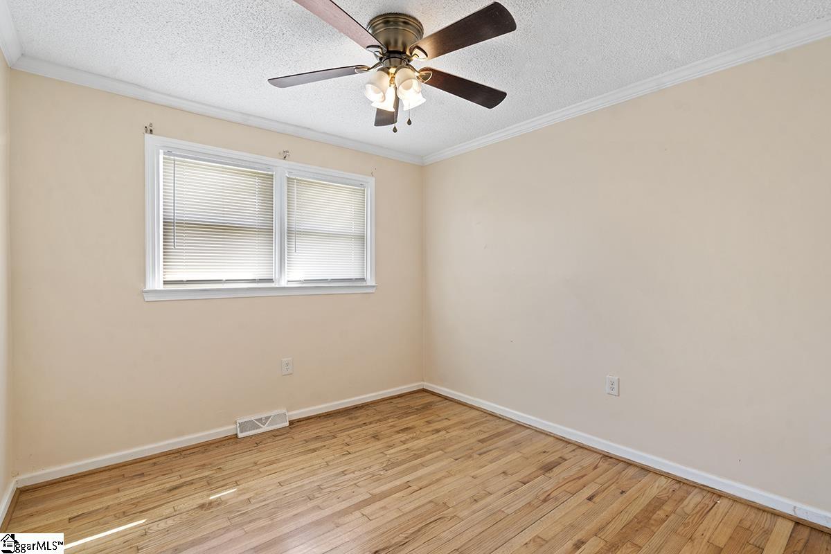 107 Grove Street Property Photo 10