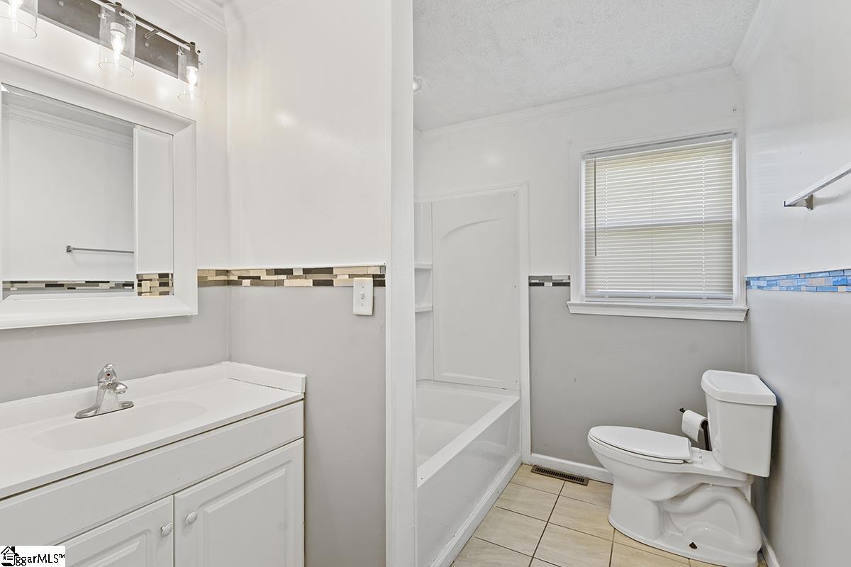 107 Grove Street Property Photo 11