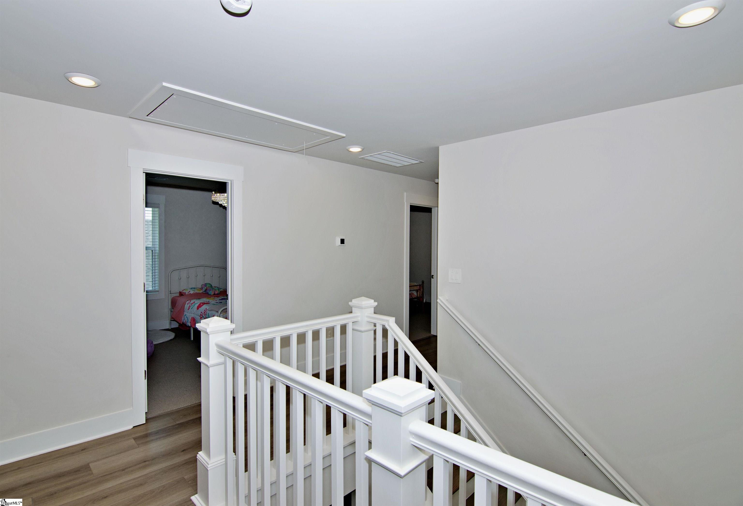 121 Willoughby Way Property Photo 25