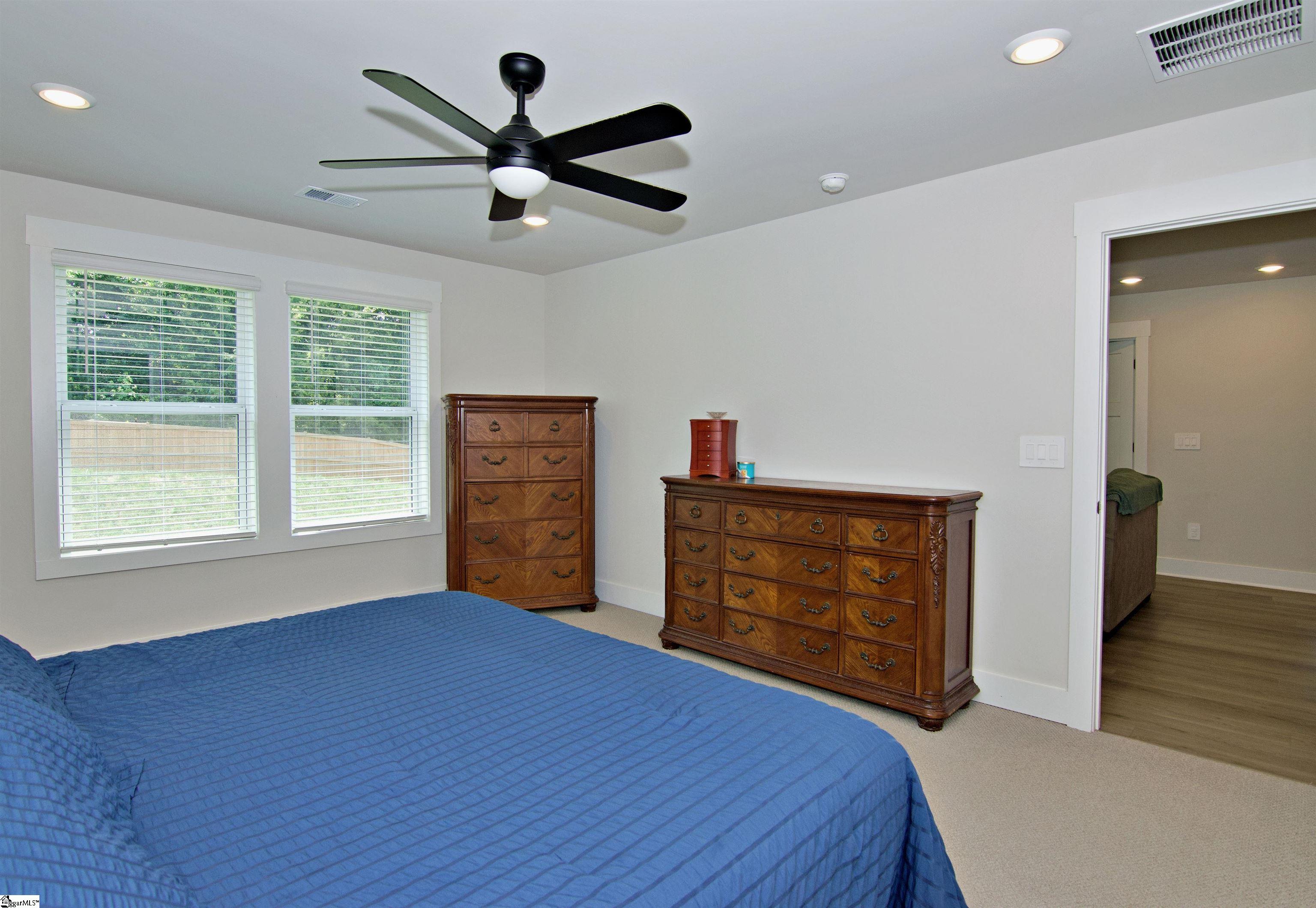 121 Willoughby Way Property Photo 30