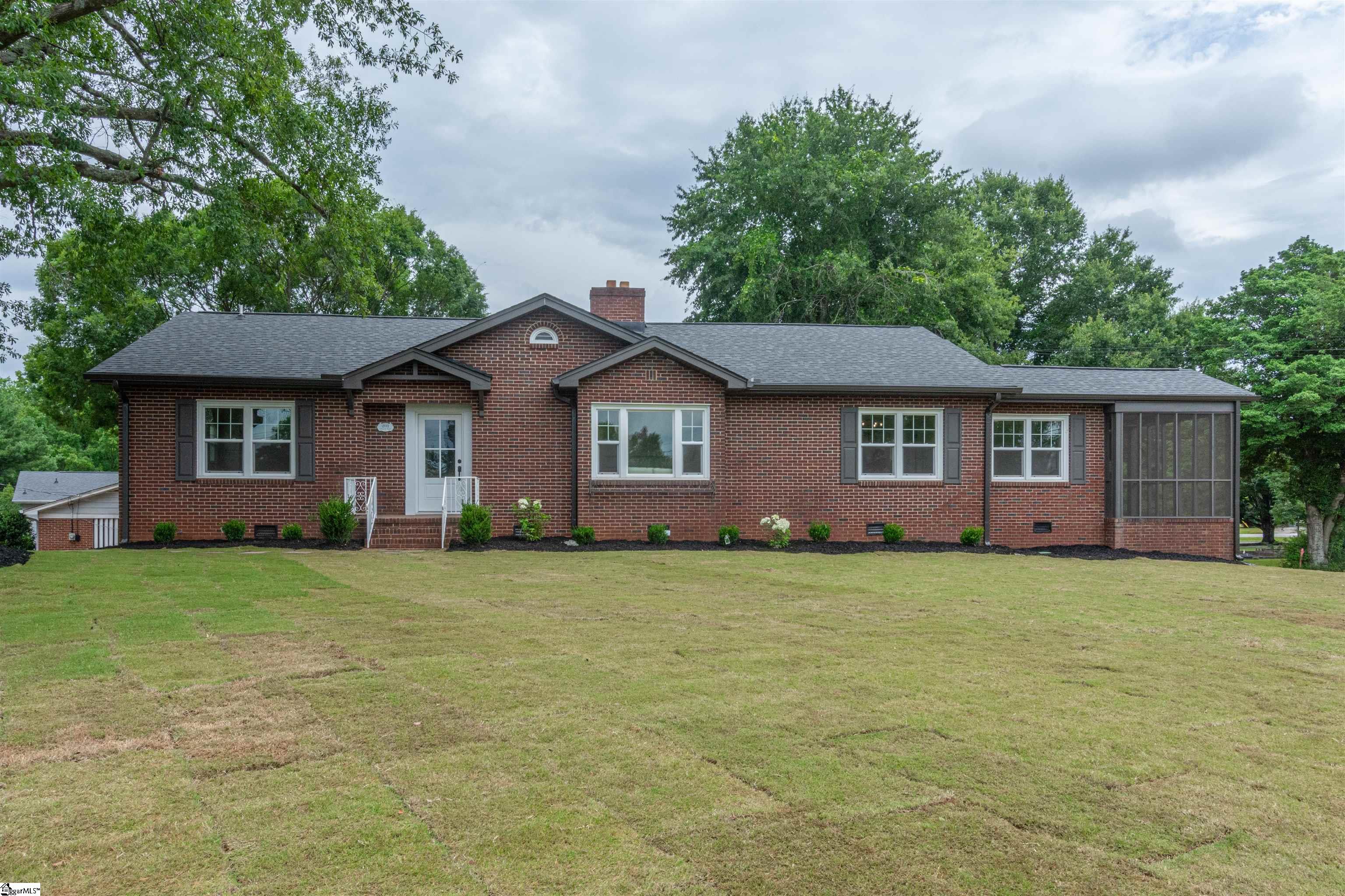 201 Edwards Road Property Photo 2