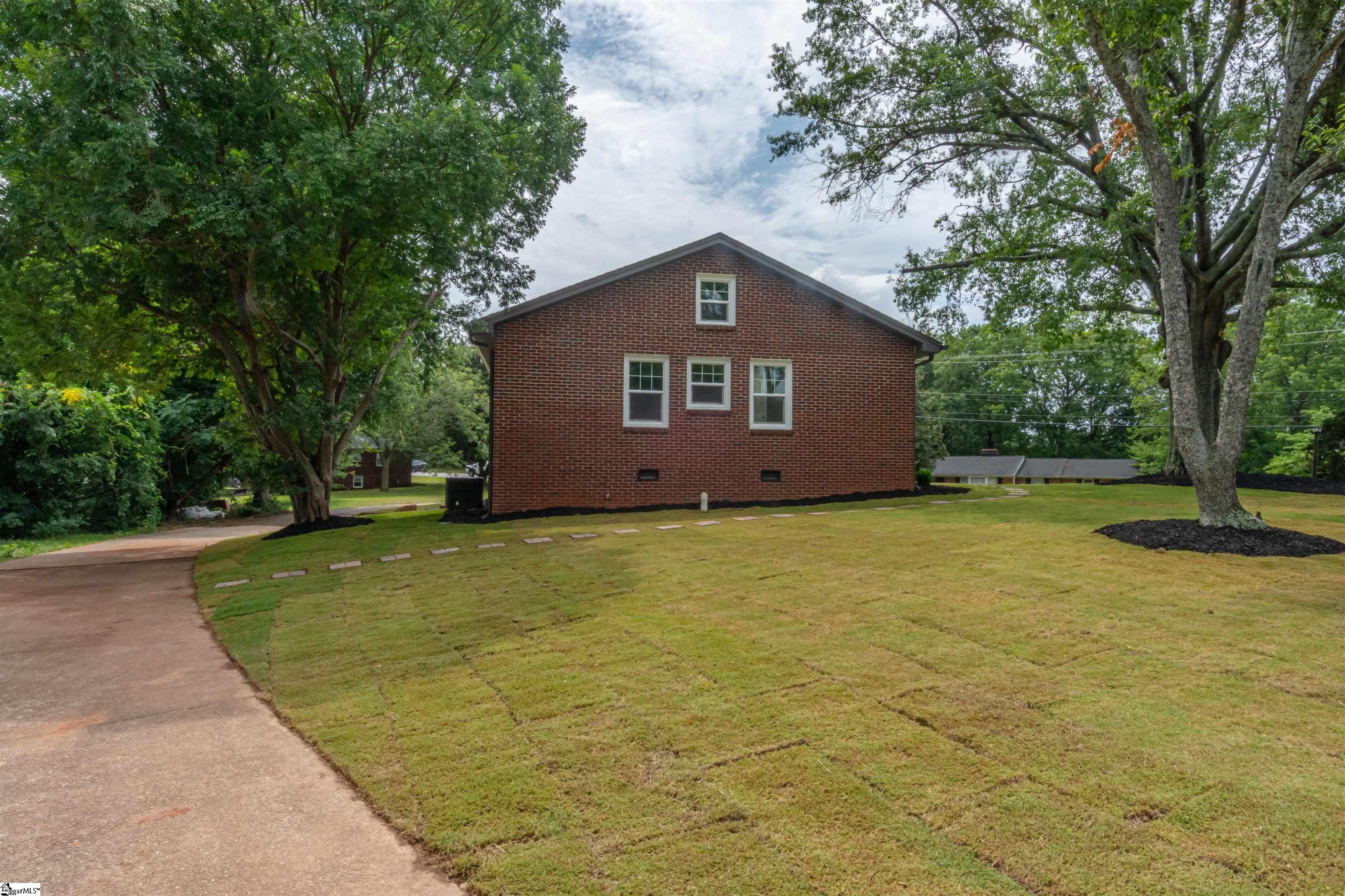 201 Edwards Road Property Photo 25