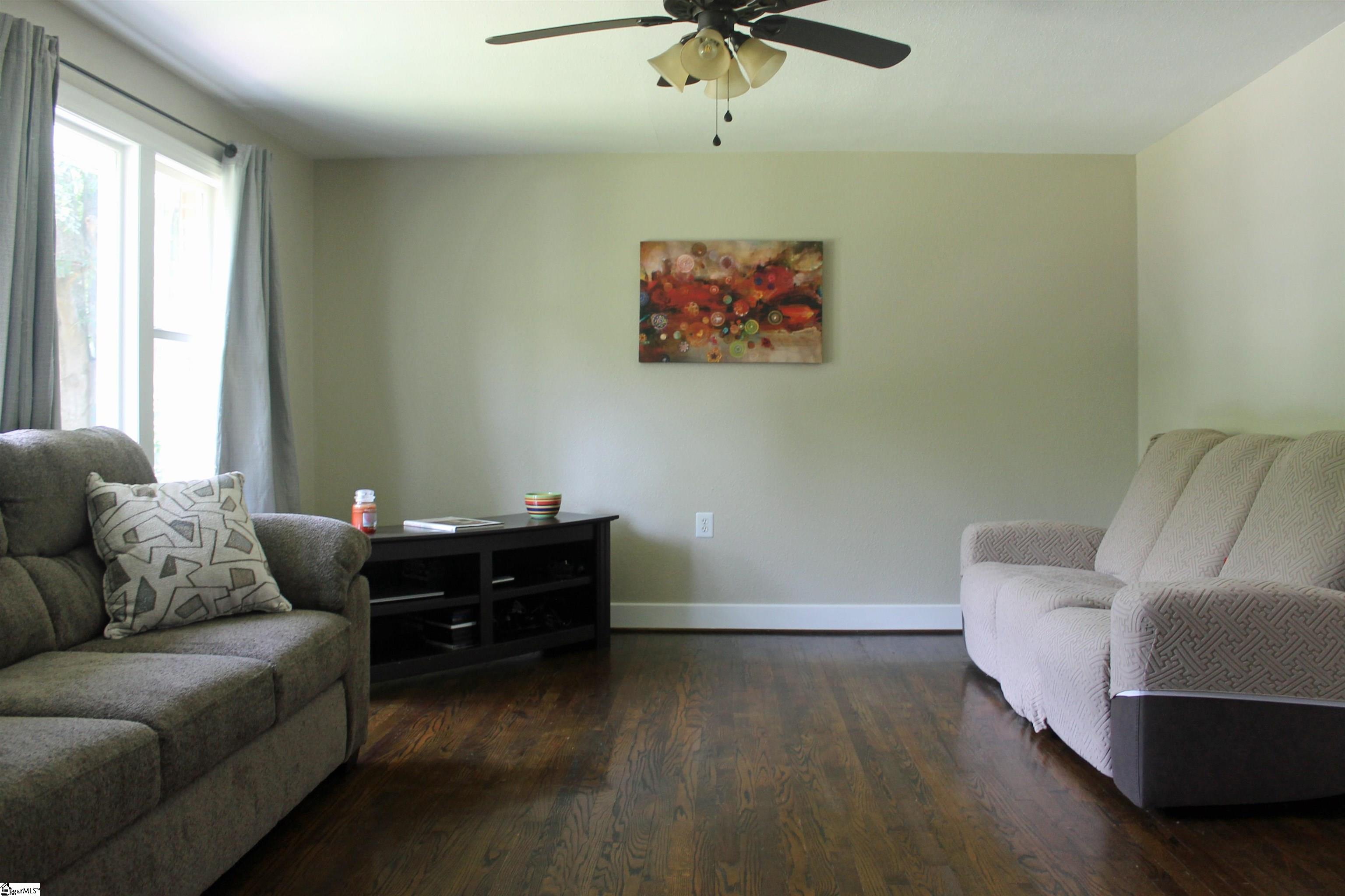 1117 Farrs Bridge Road Property Photo 3