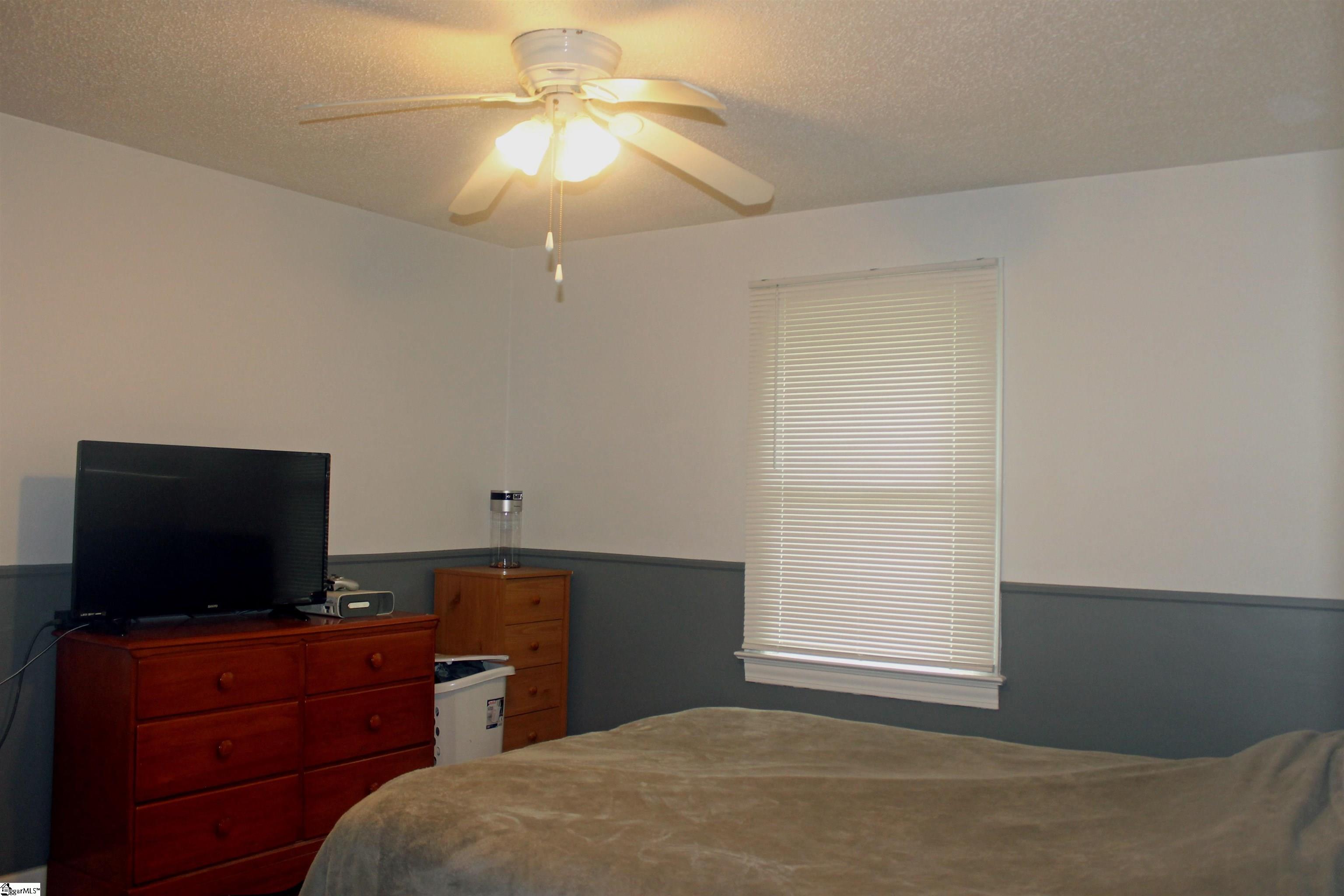 1117 Farrs Bridge Road Property Photo 10