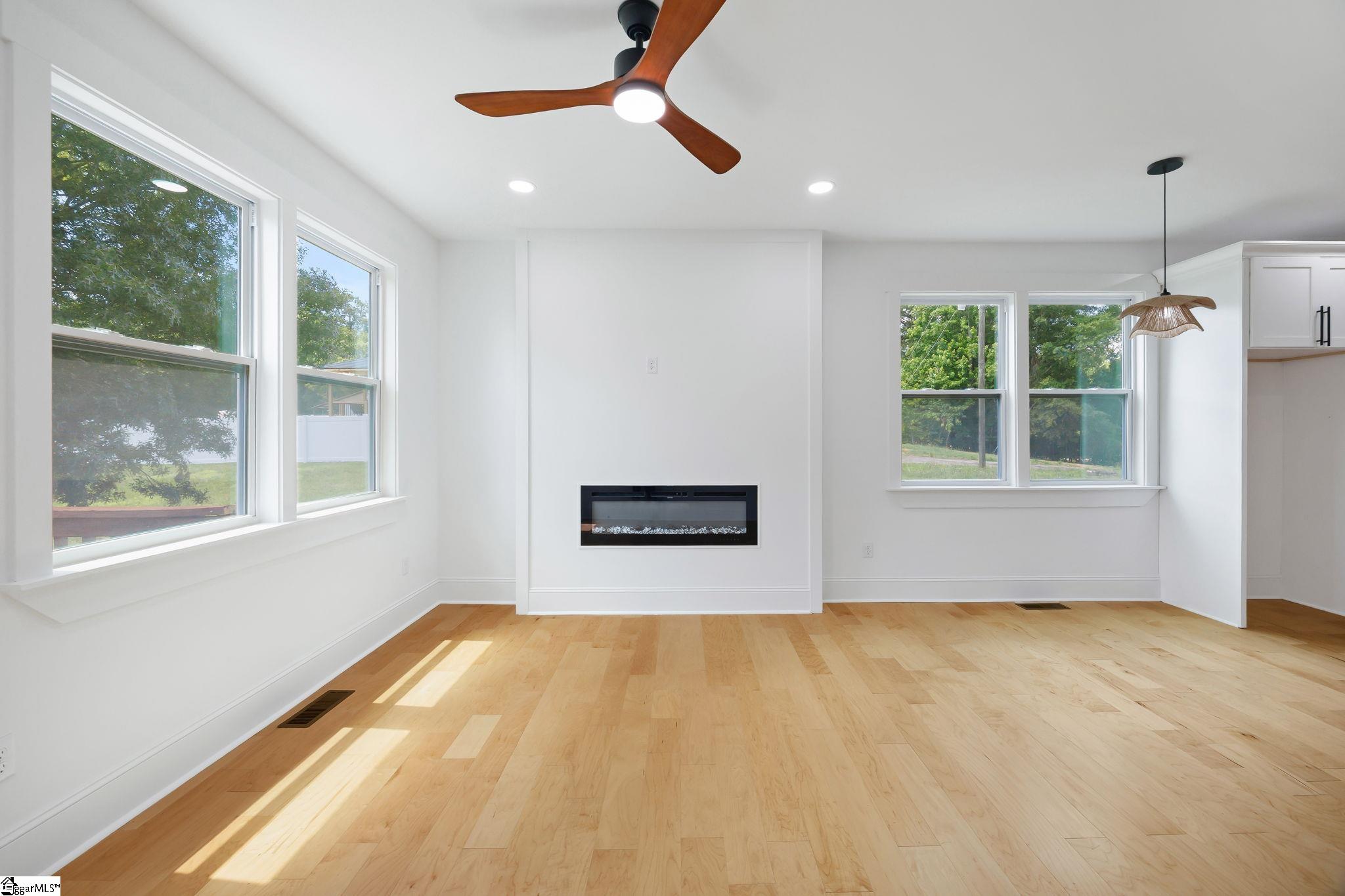 917 2nd Avenue Property Photo 10