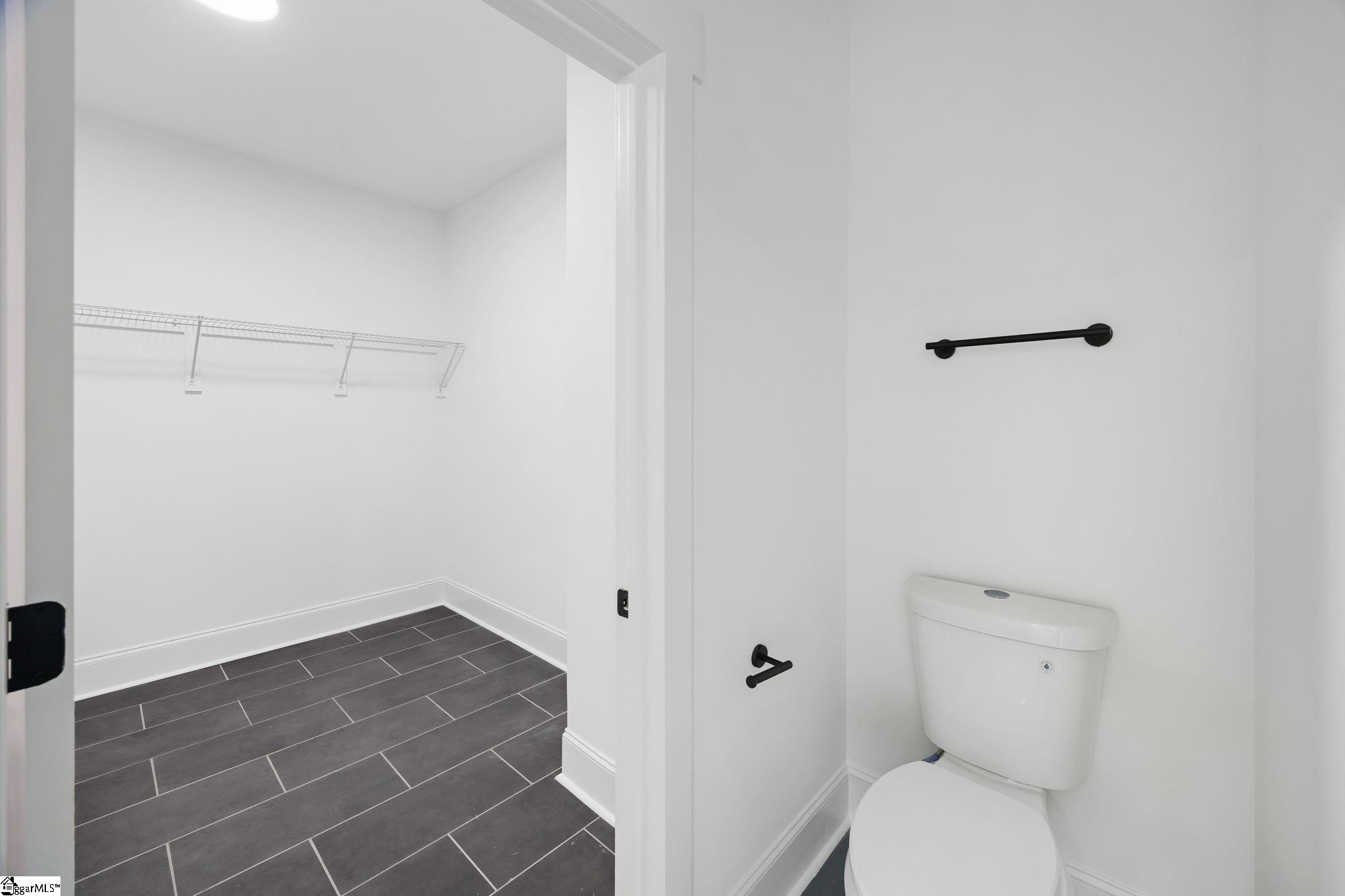 917 2nd Avenue Property Photo 17