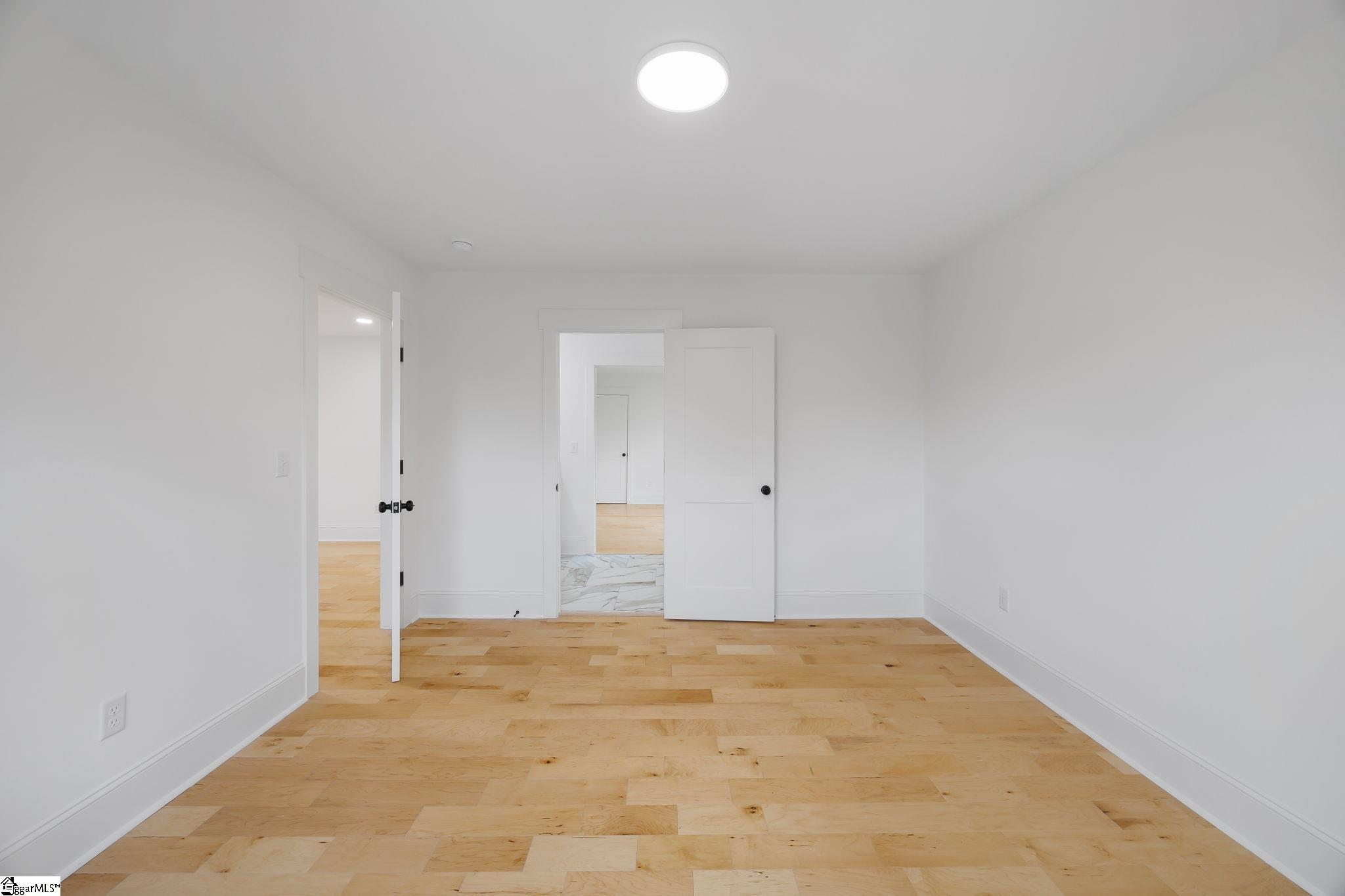 917 2nd Avenue Property Photo 24