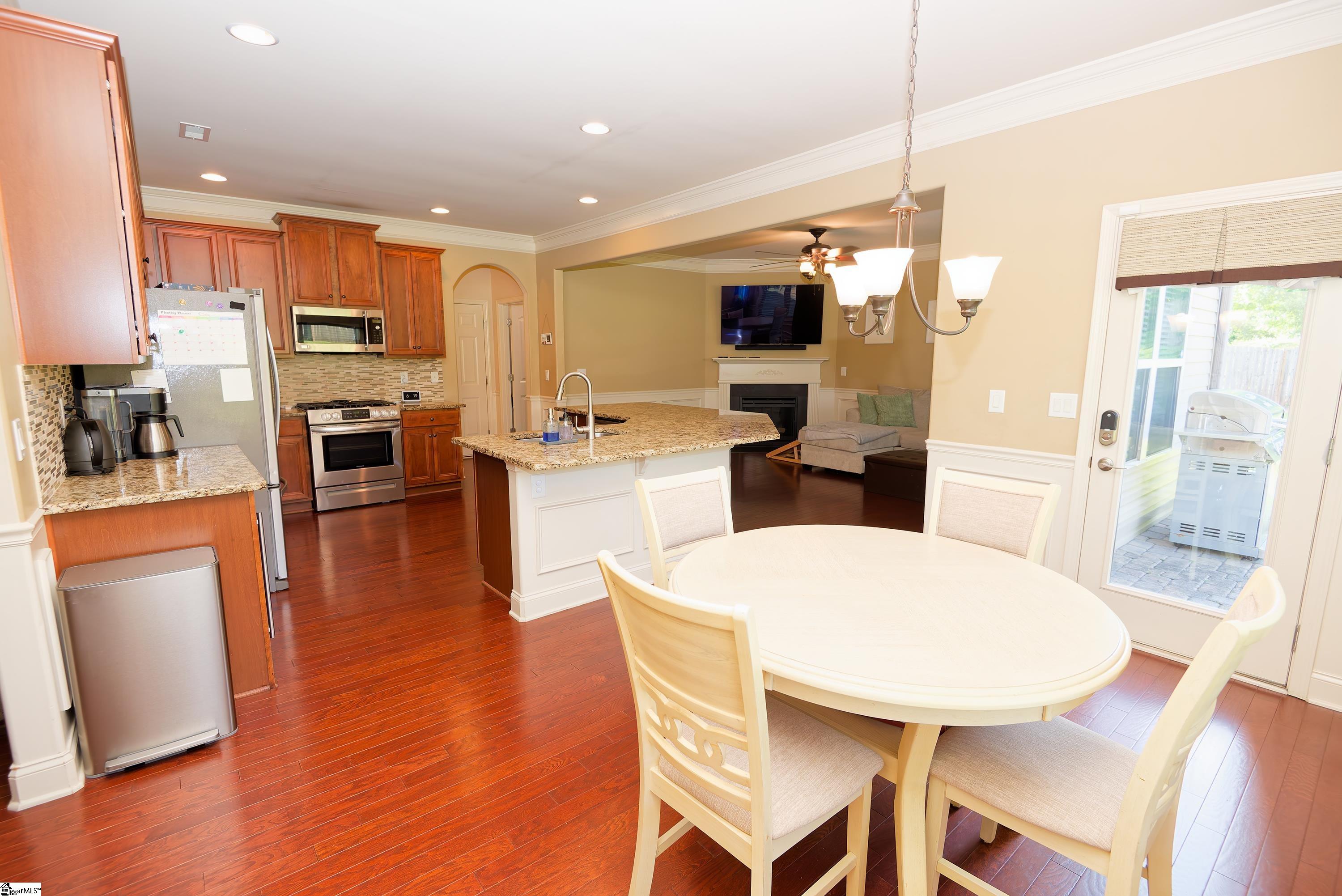 10 Sheldrake Place Property Photo 17