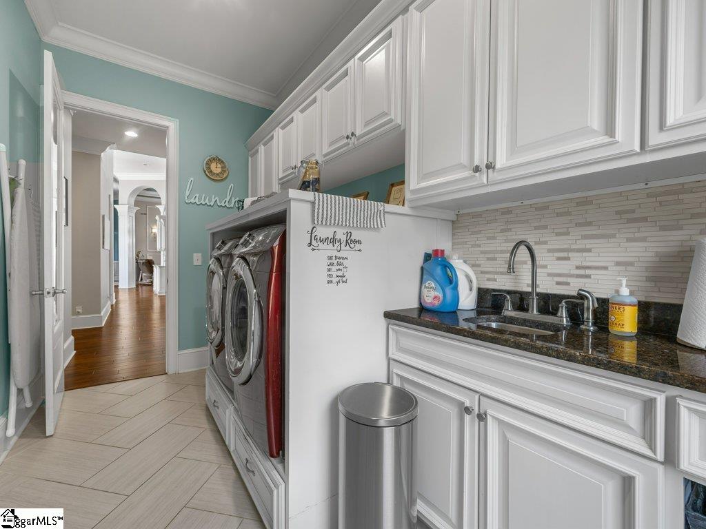 504 World Tour Drive Property Photo 27
