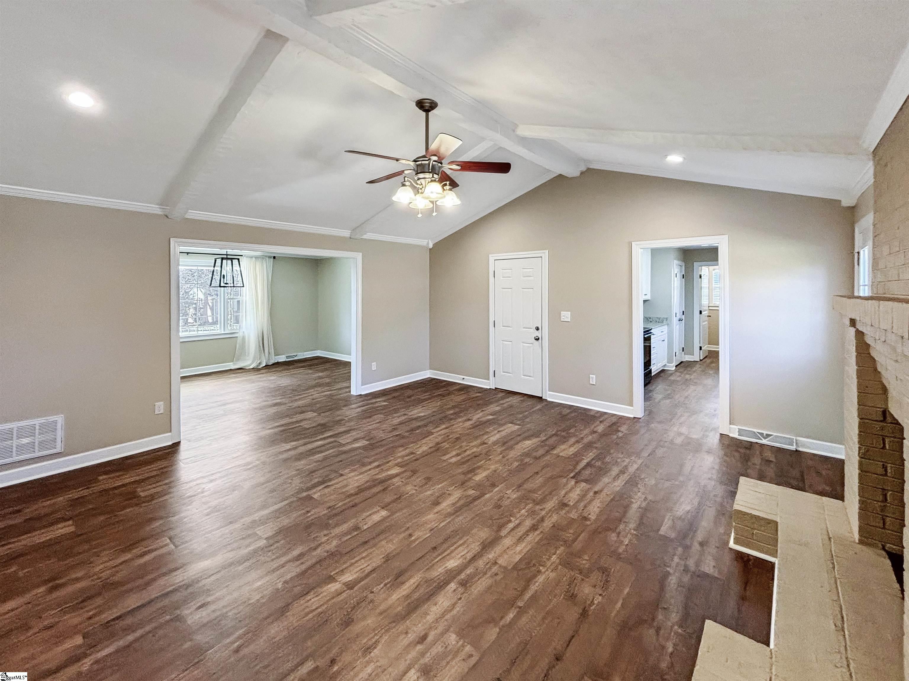 1597527 Property Photo 6