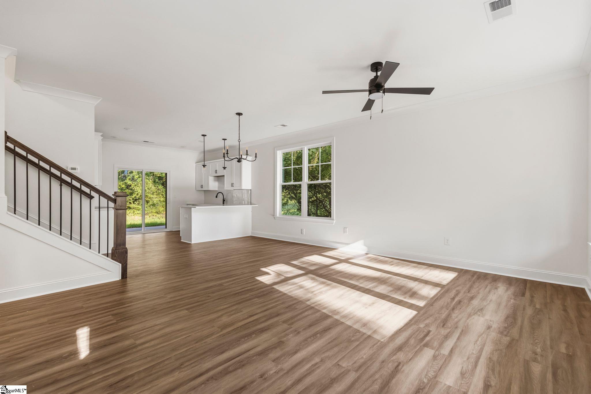 10 N Azalea Street Property Photo 17
