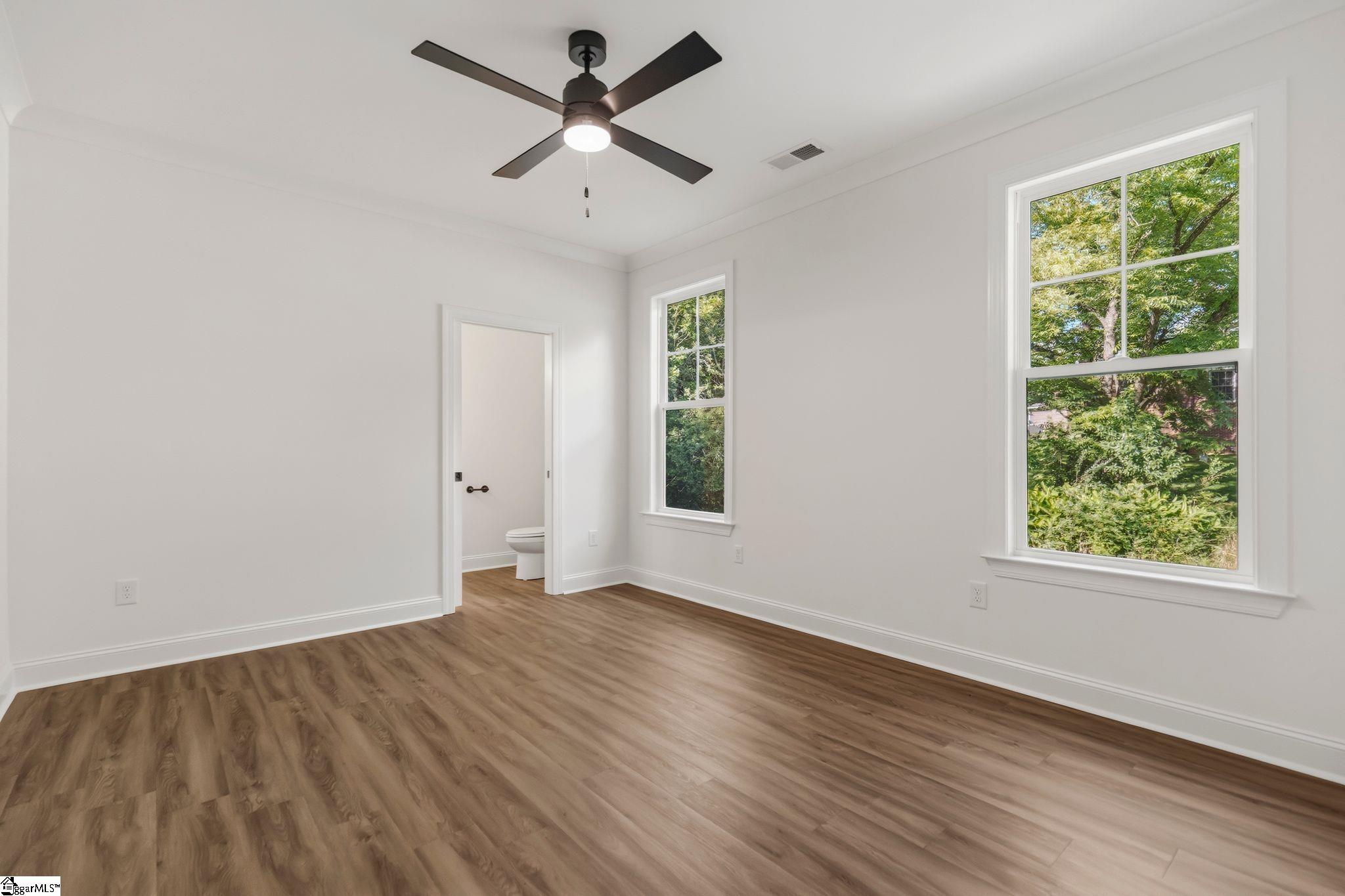 10 N Azalea Street Property Photo 21