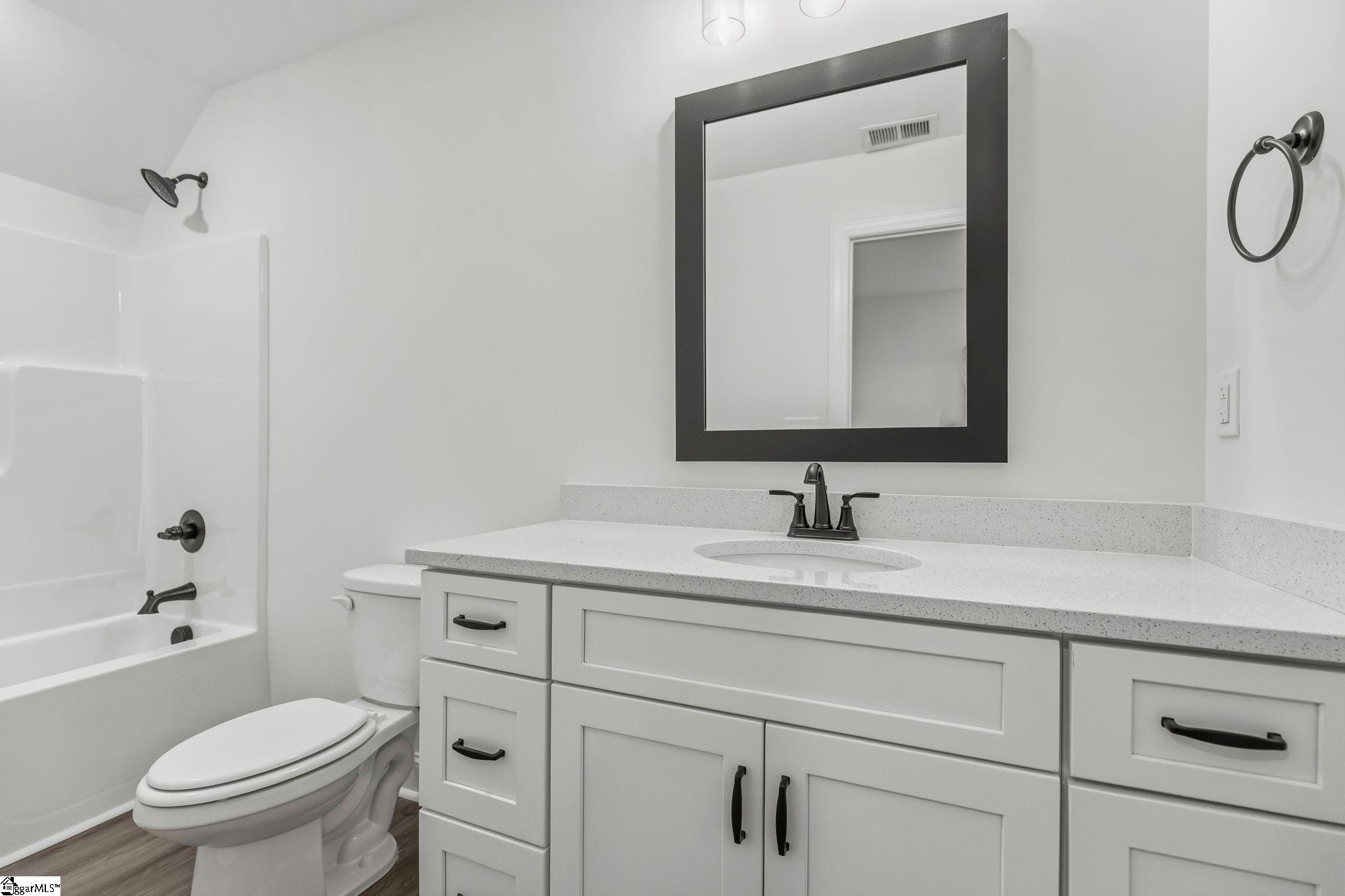 10 N Azalea Street Property Photo 33