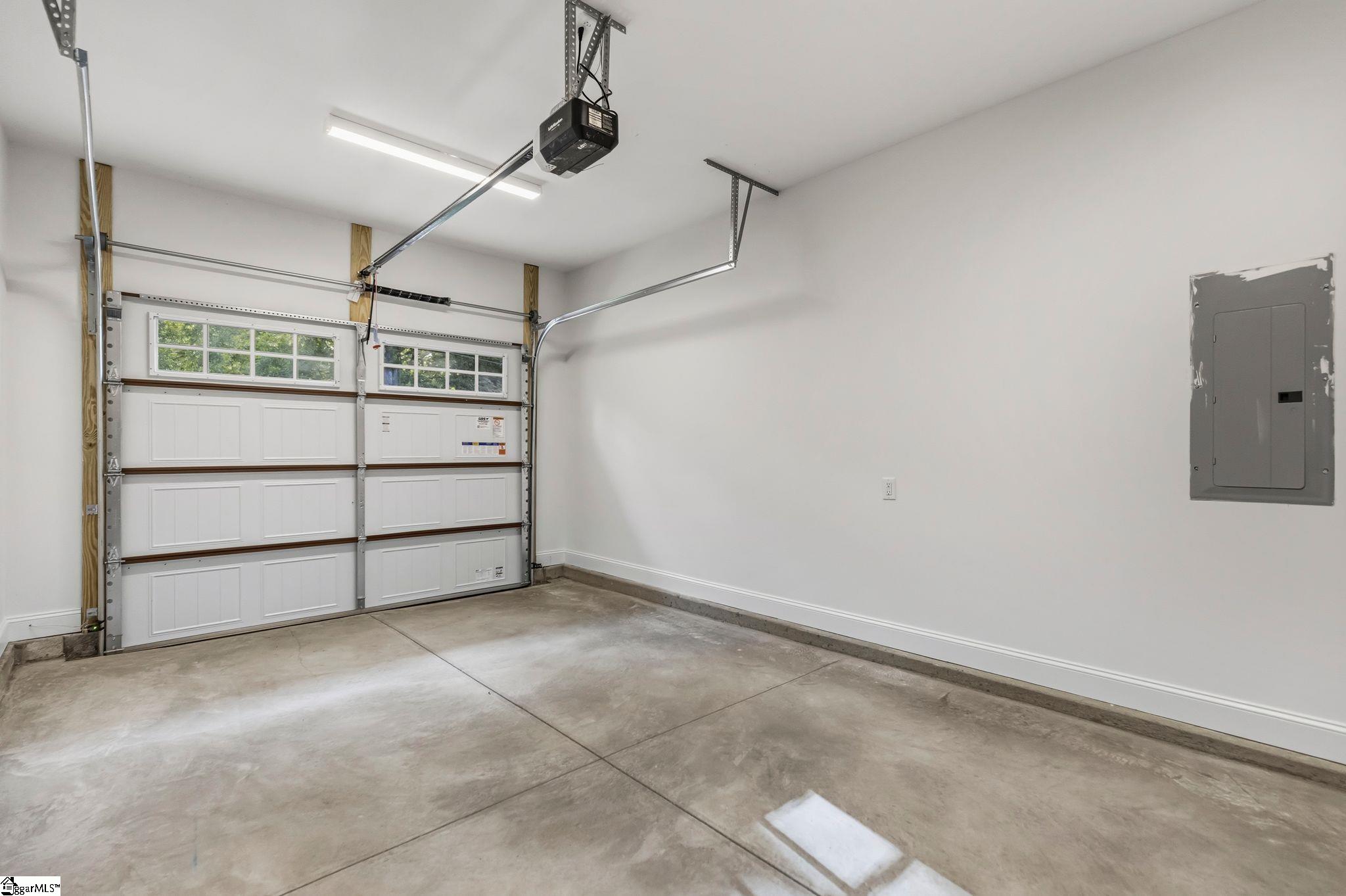10 N Azalea Street Property Photo 38