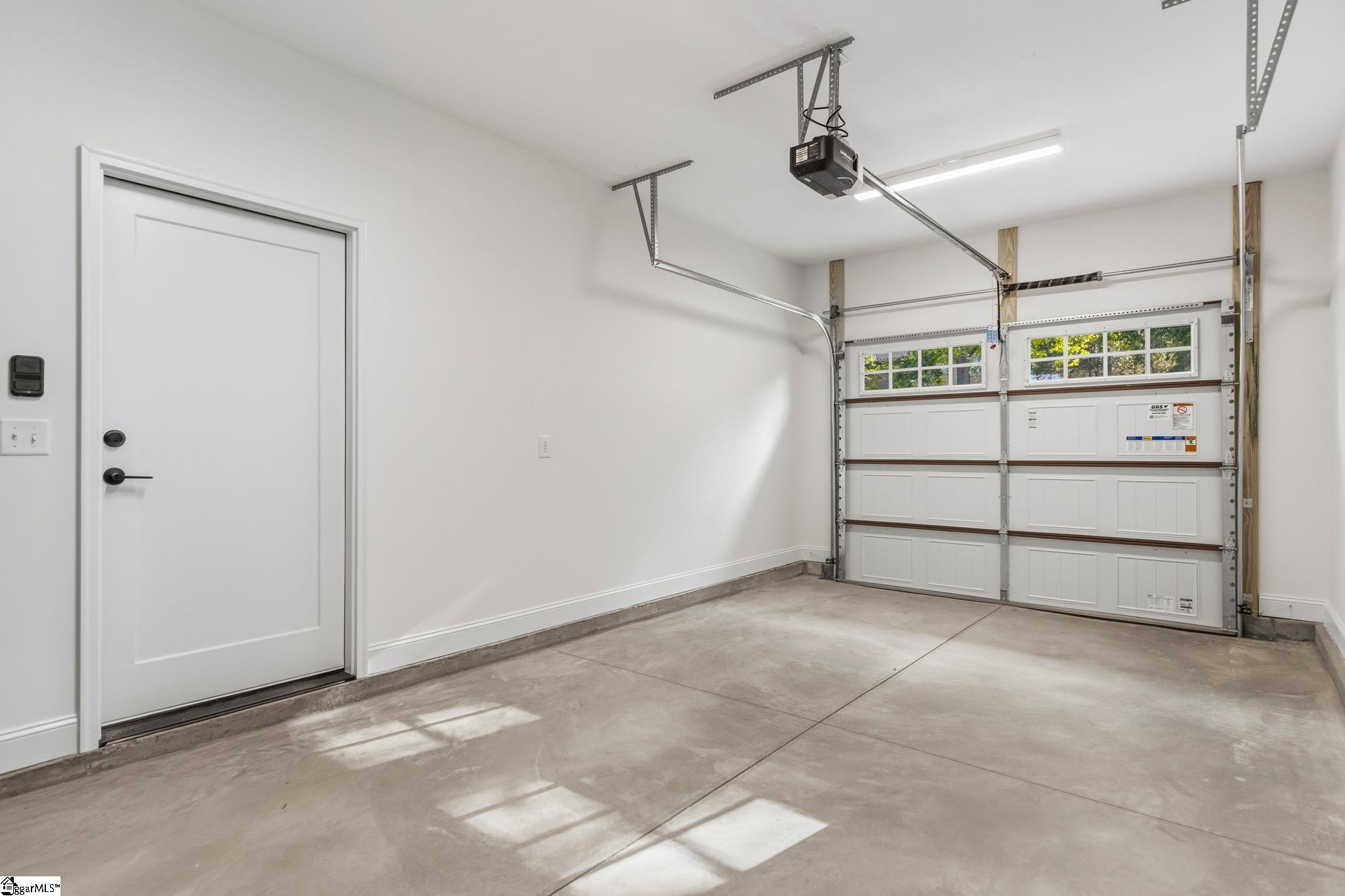 10 N Azalea Street Property Photo 39