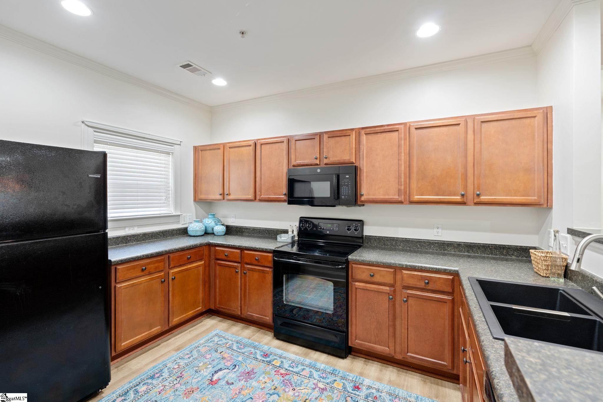348 Easterlin Way Property Photo 4