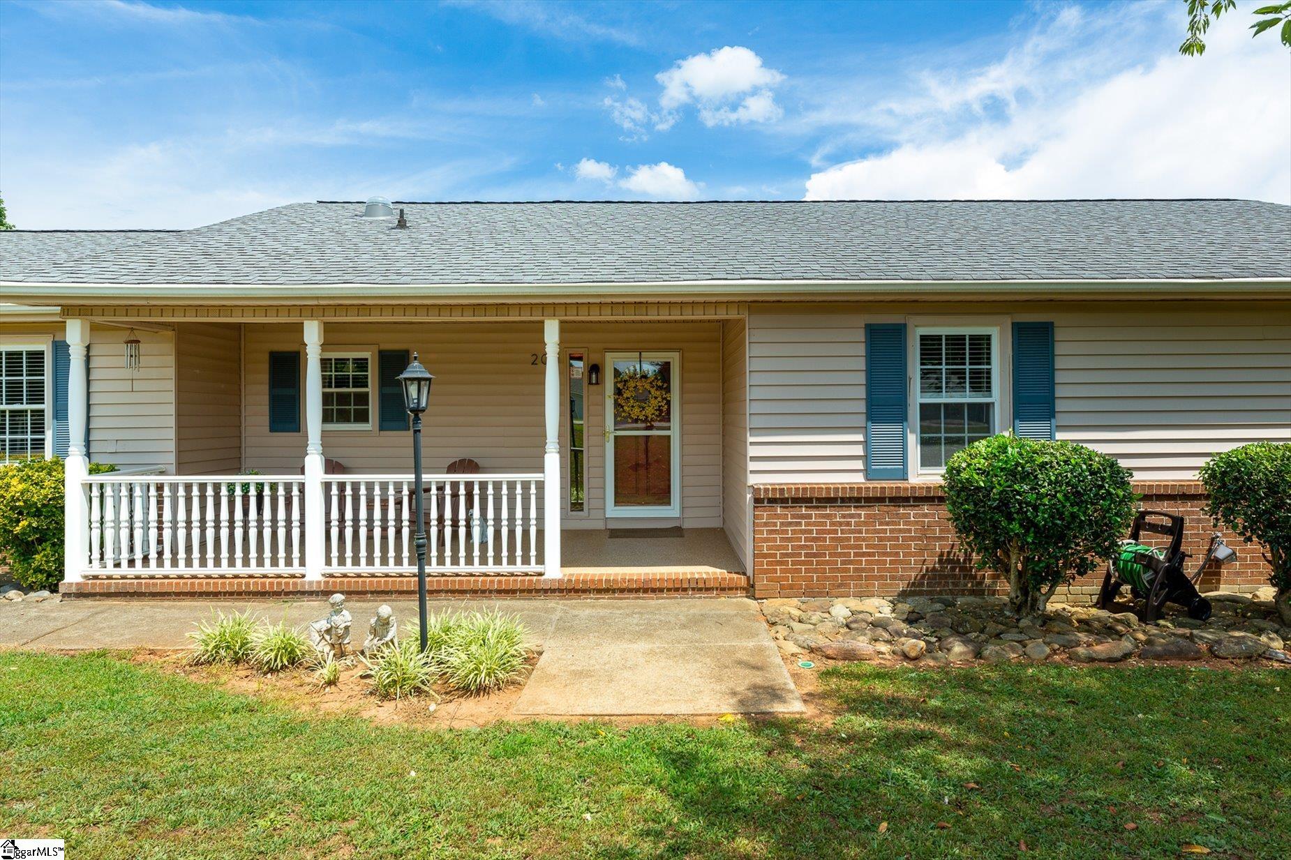 208 Pineview Drive Property Photo 6
