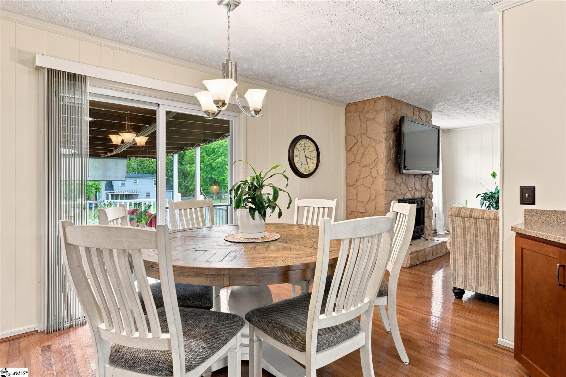 208 Pineview Drive Property Photo 17