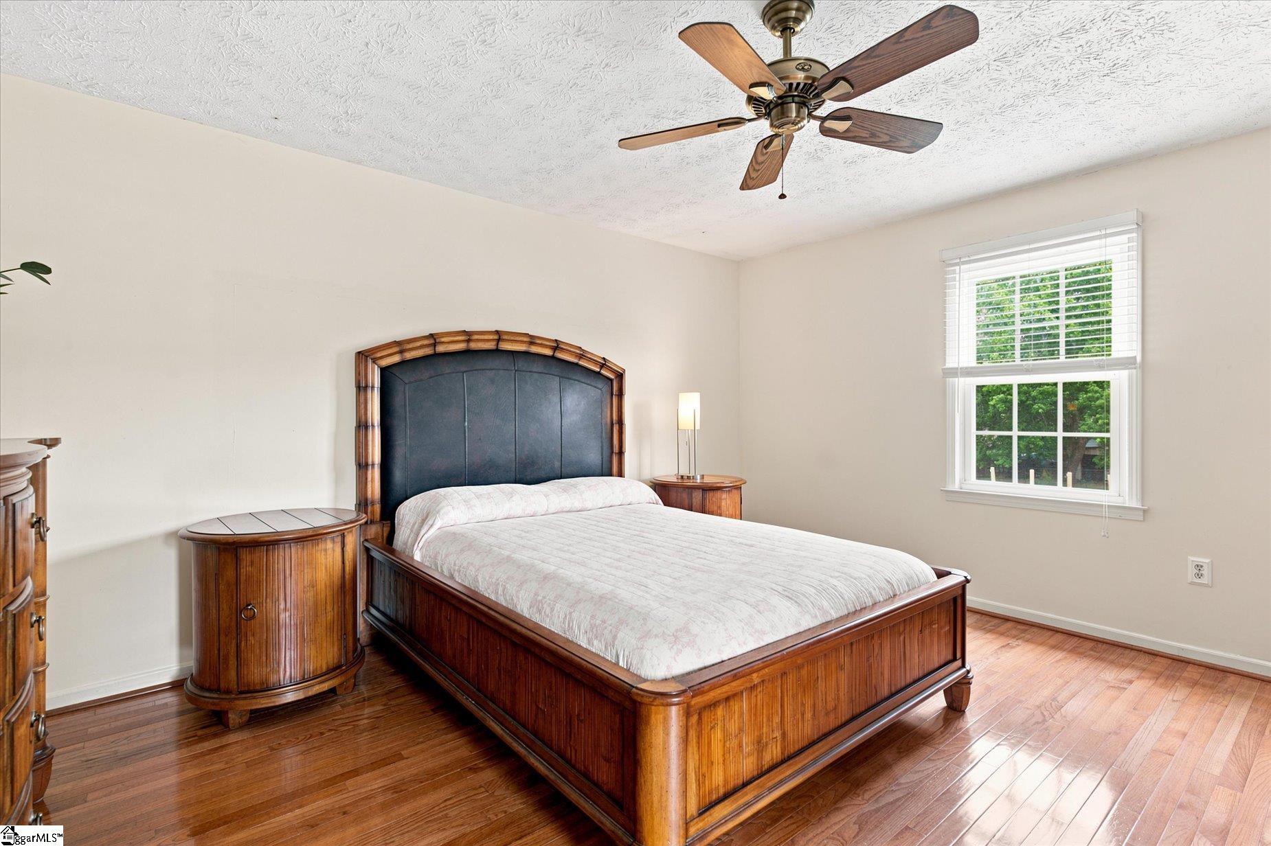 208 Pineview Drive Property Photo 23