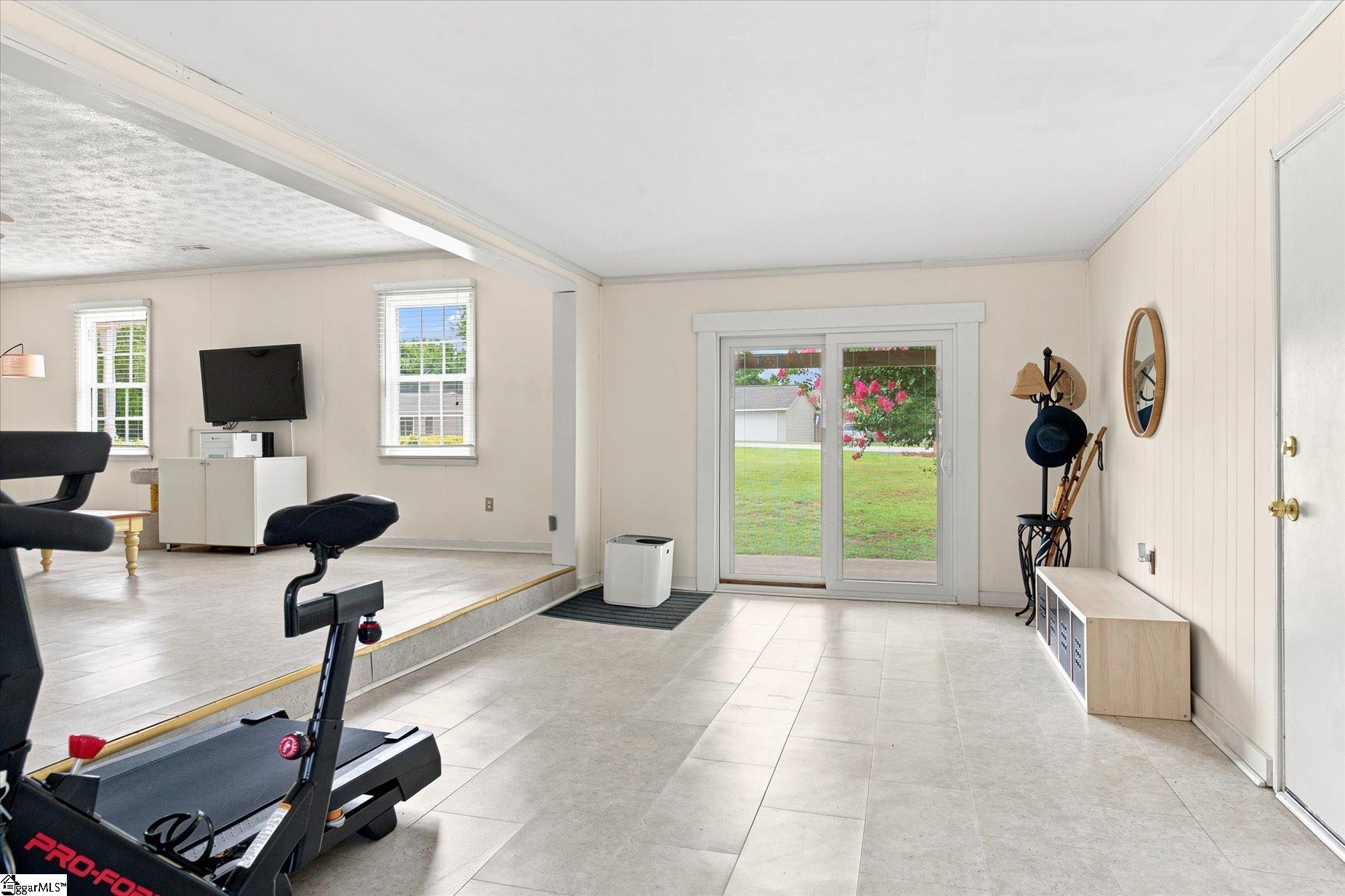 208 Pineview Drive Property Photo 40