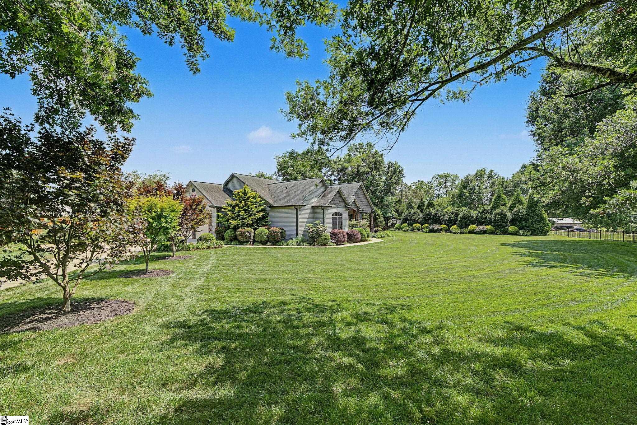 102 Gresham Road Property Photo 4