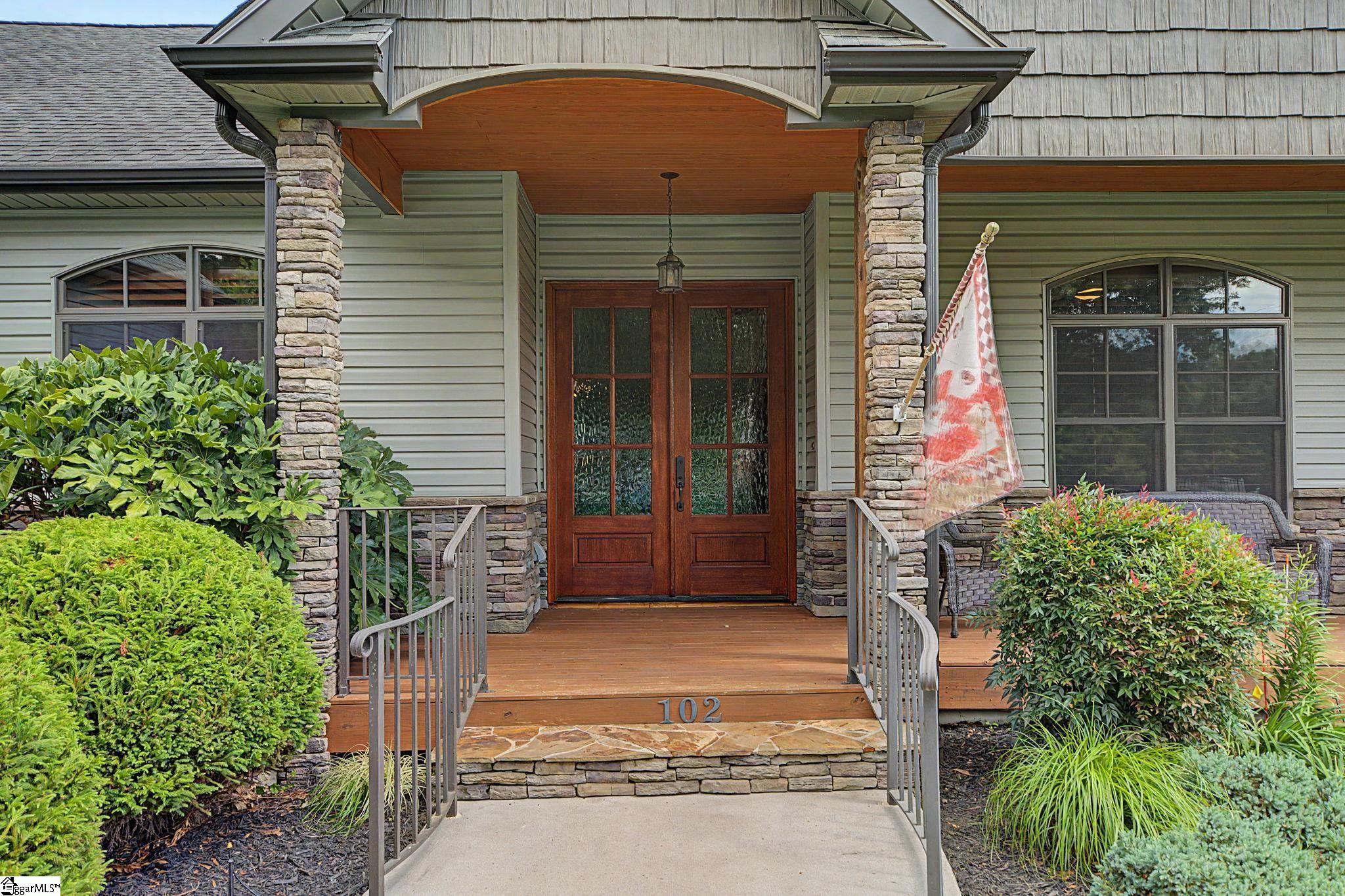 102 Gresham Road Property Photo 7