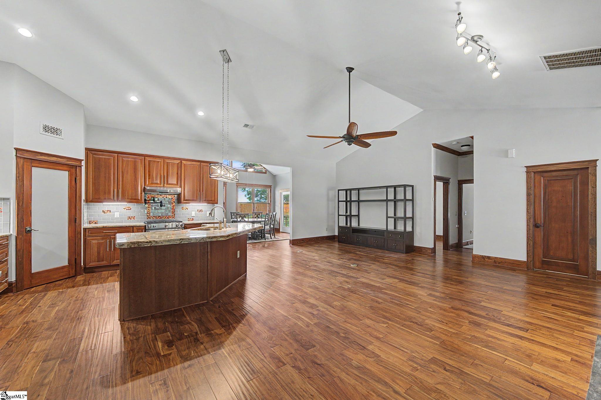 102 Gresham Road Property Photo 11