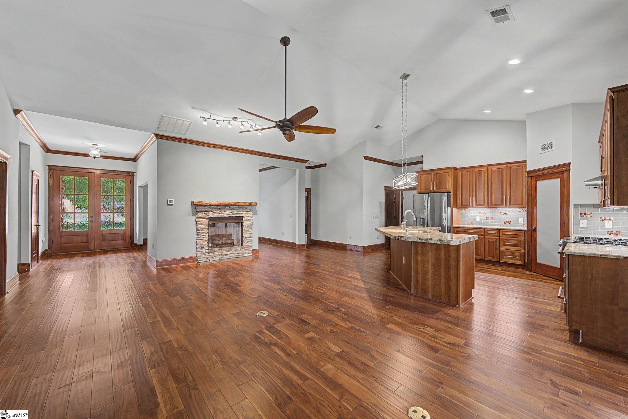 102 Gresham Road Property Photo 12