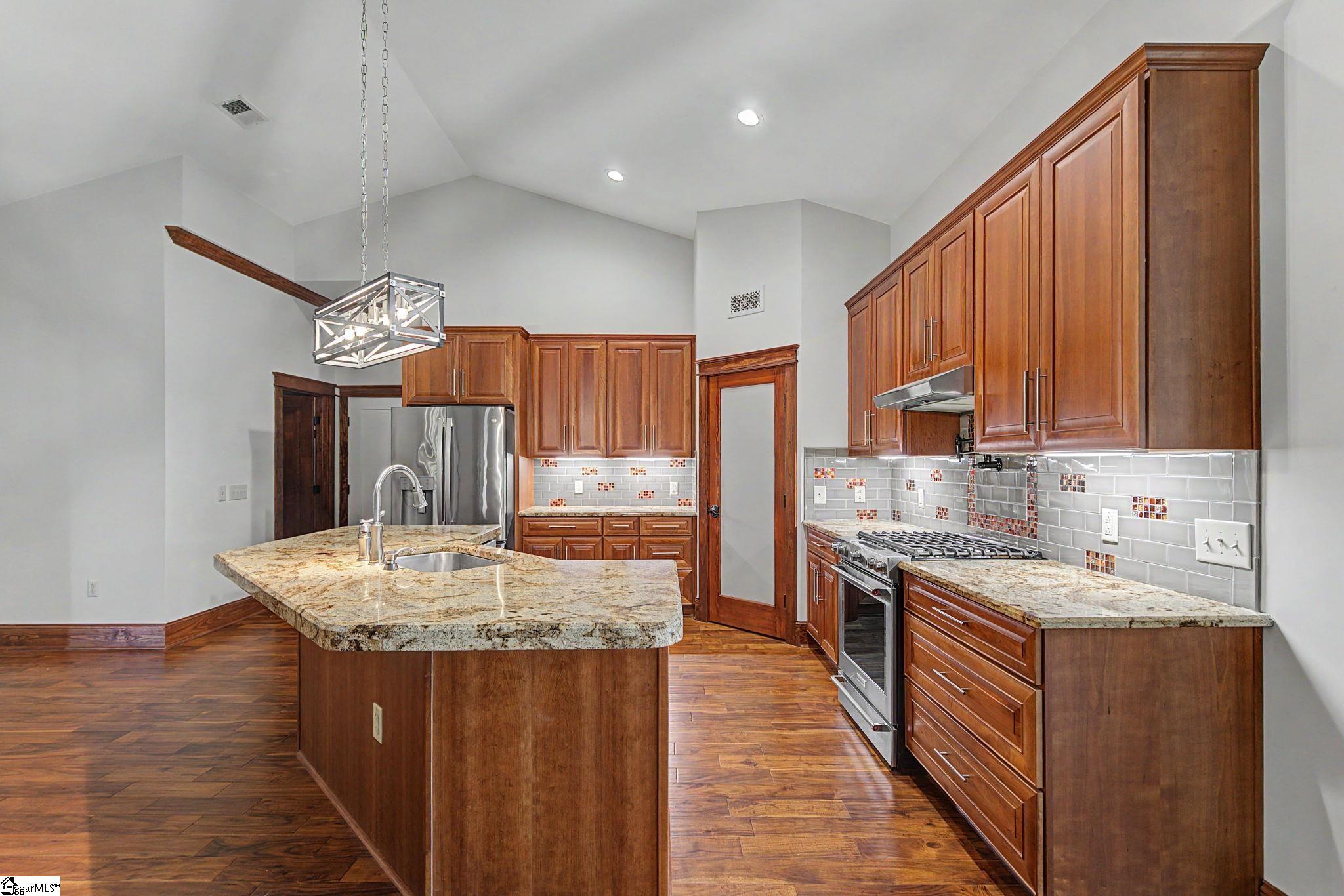 102 Gresham Road Property Photo 14