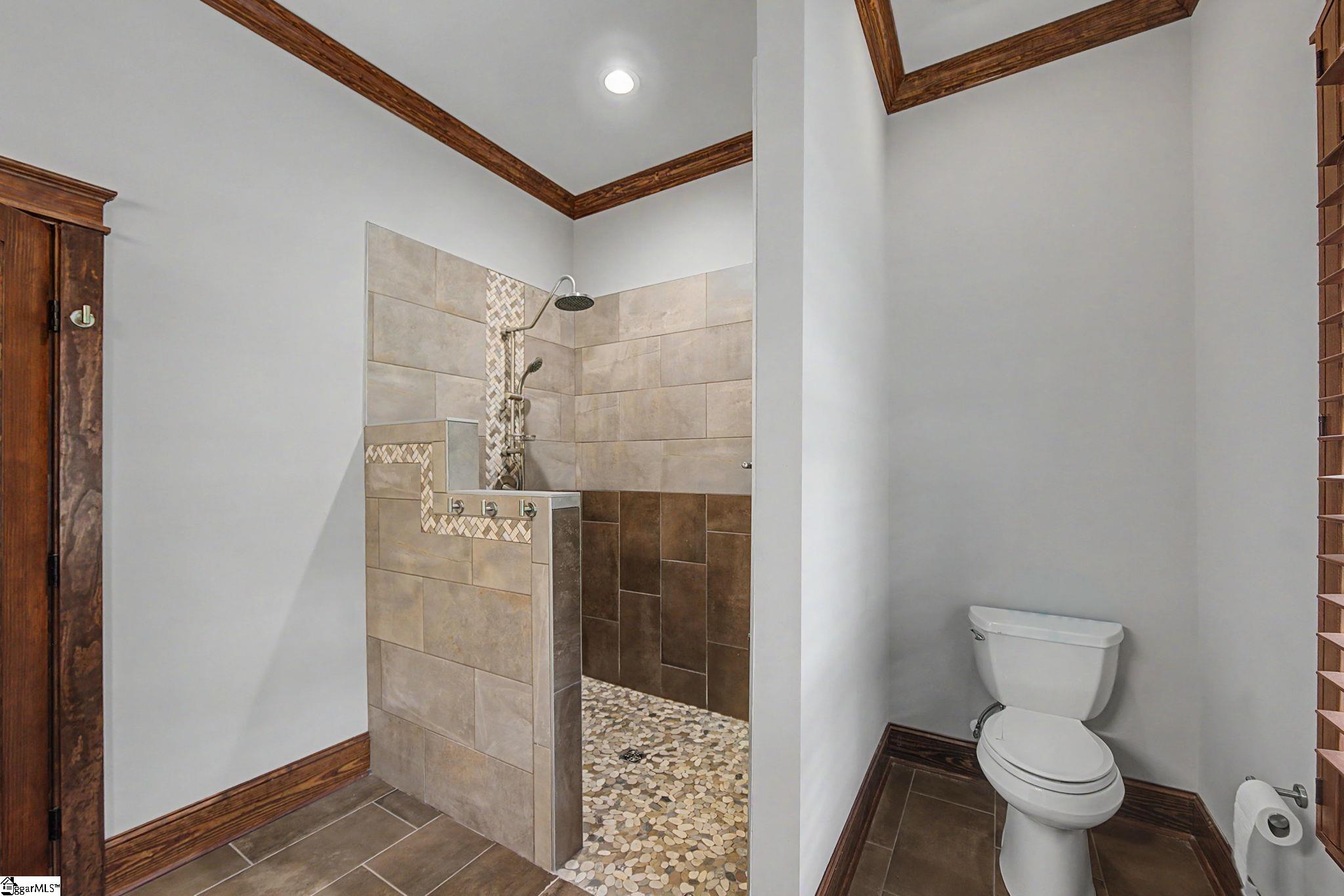 102 Gresham Road Property Photo 36