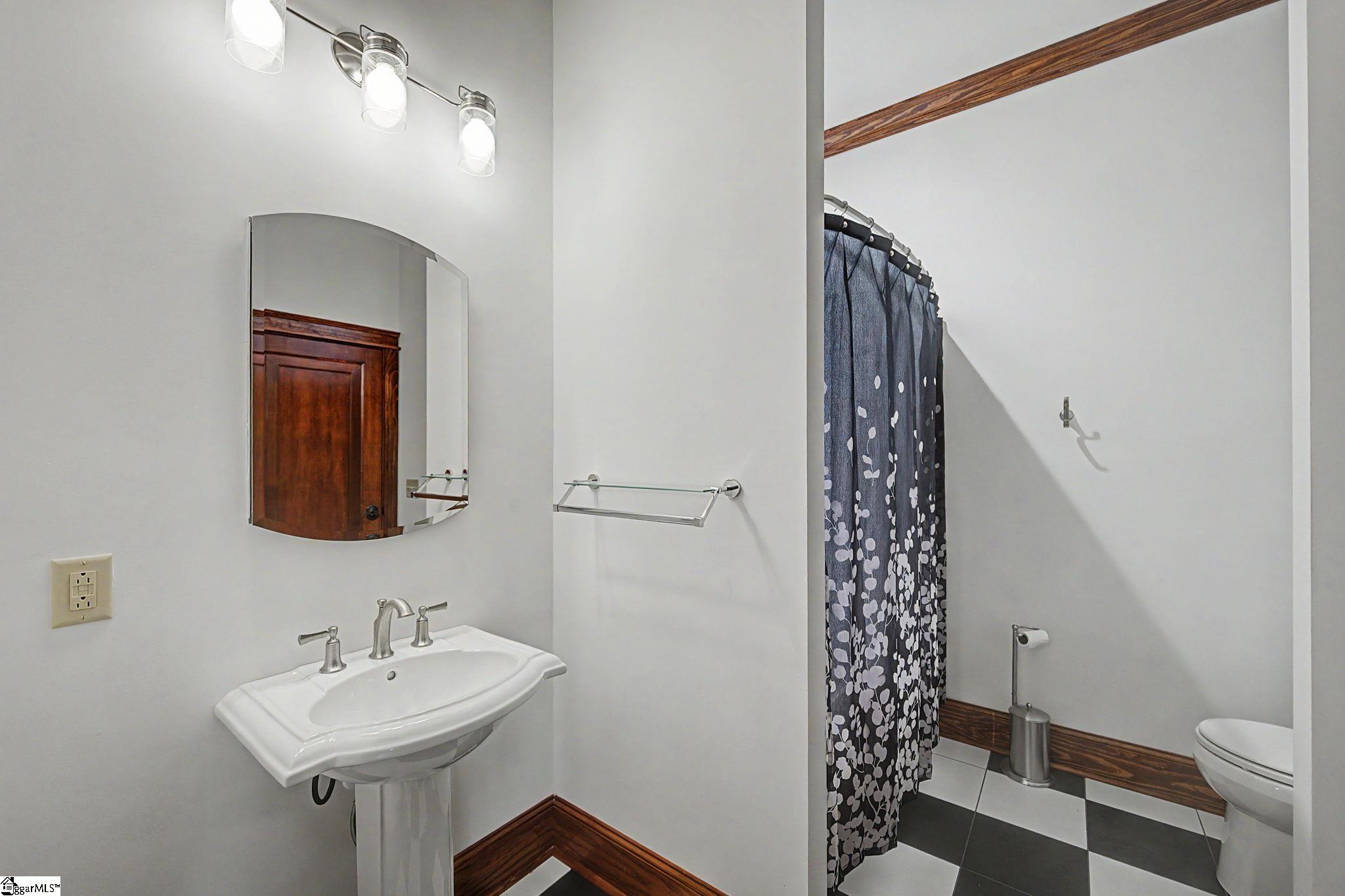 102 Gresham Road Property Photo 39