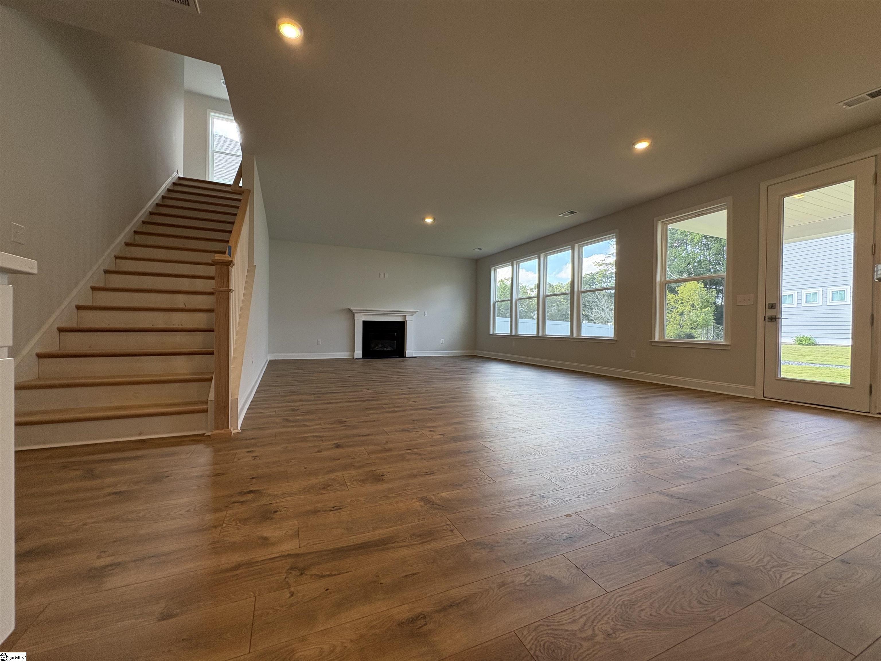 200 Encampment Boulevard Property Photo 13
