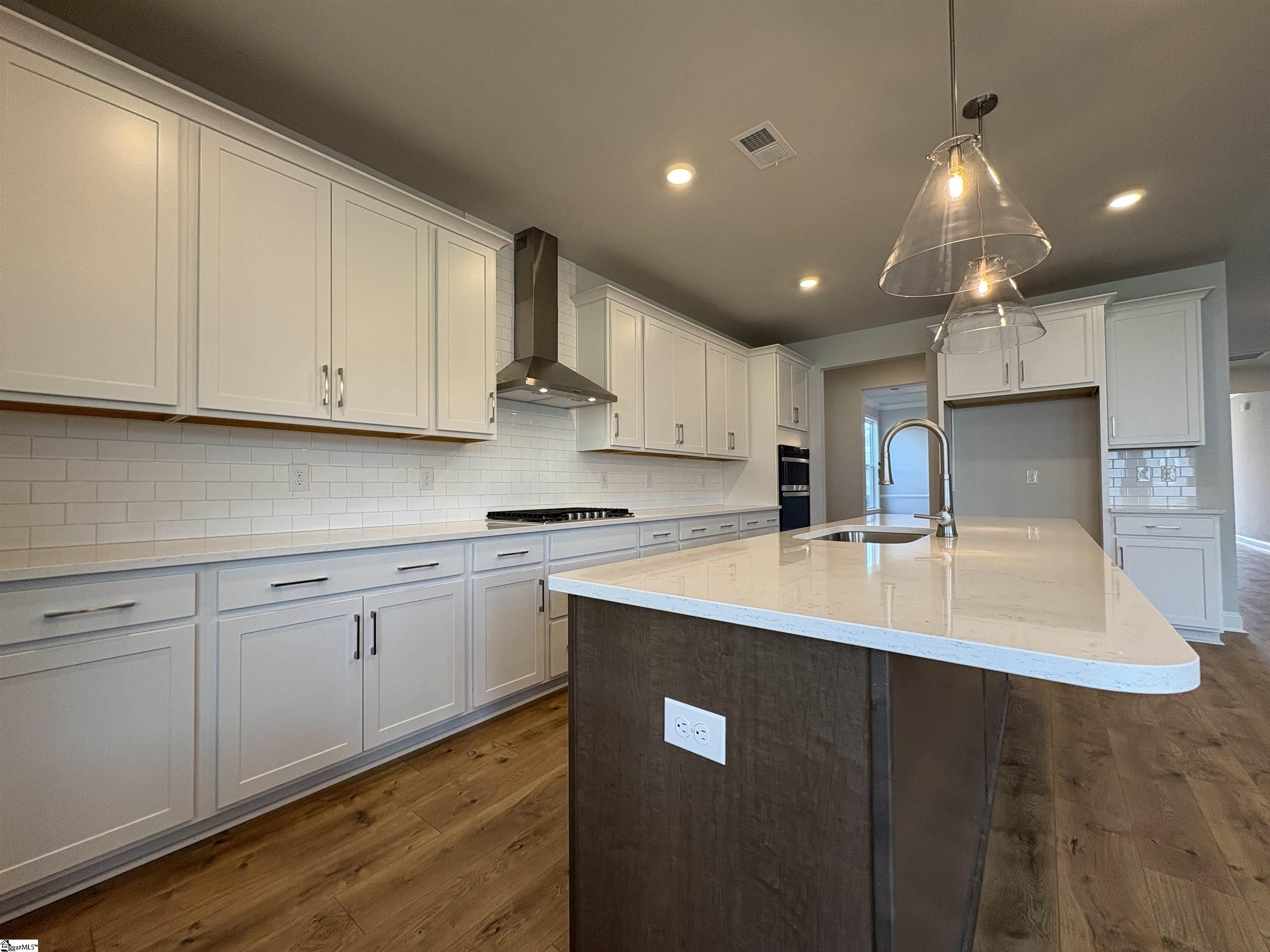 200 Encampment Boulevard Property Photo 20
