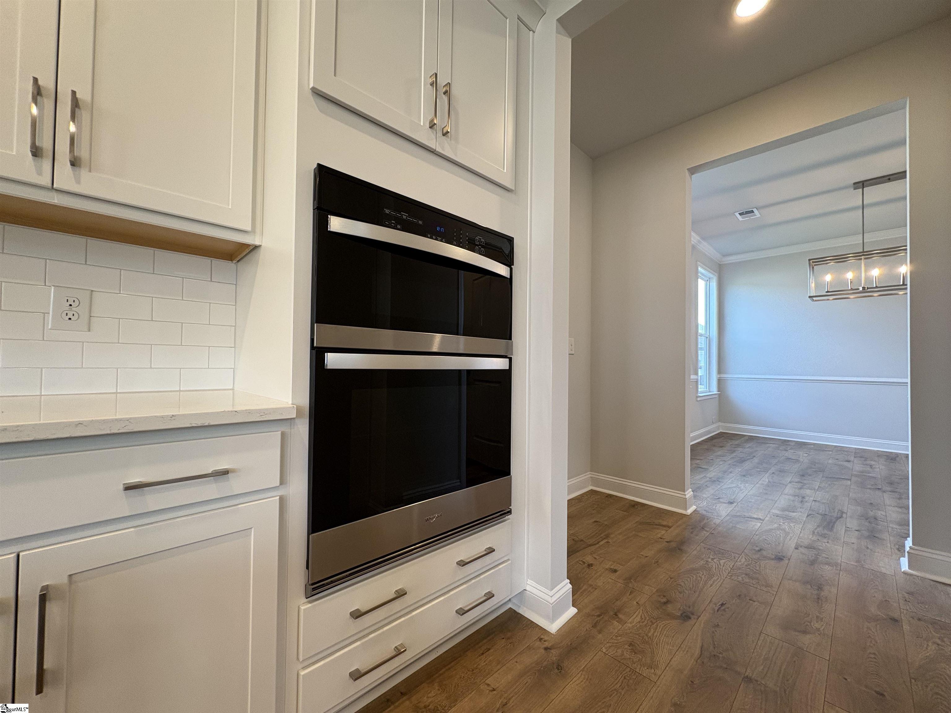 200 Encampment Boulevard Property Photo 22